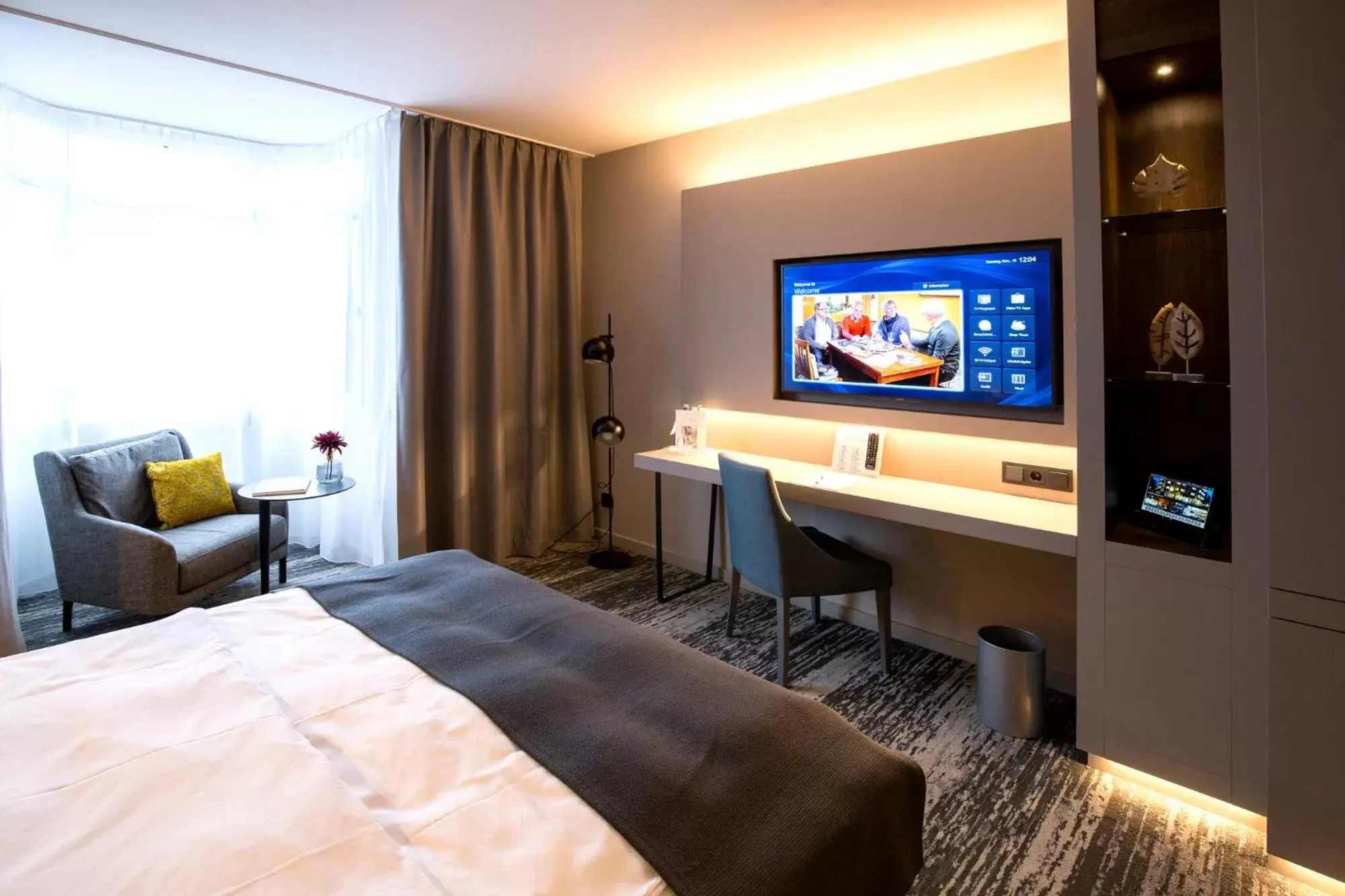 TV and multimedia, Bed in Kranz Parkhotel
