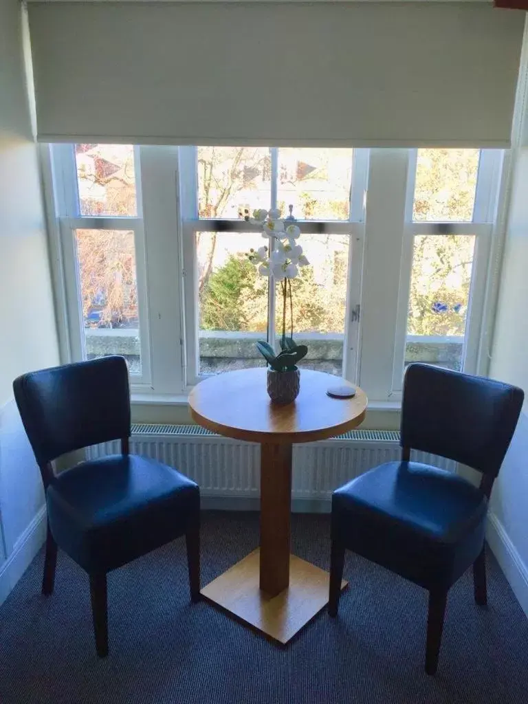 Dining area, Seating Area in The Craibstone Suites