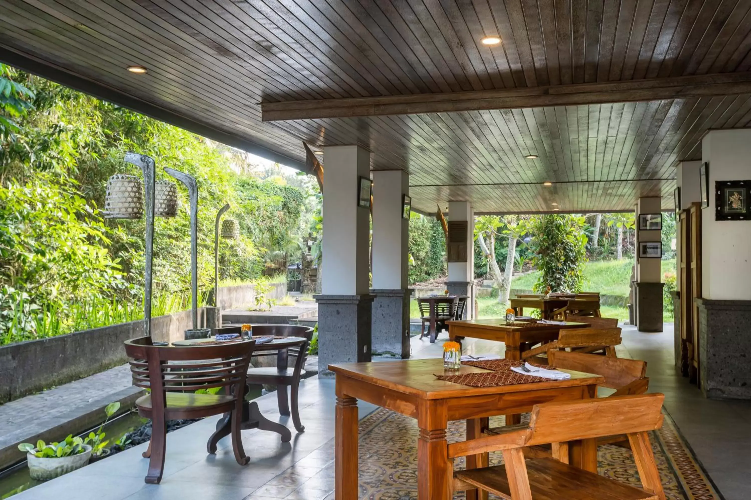 Restaurant/Places to Eat in The Artini Dijiwa Ubud