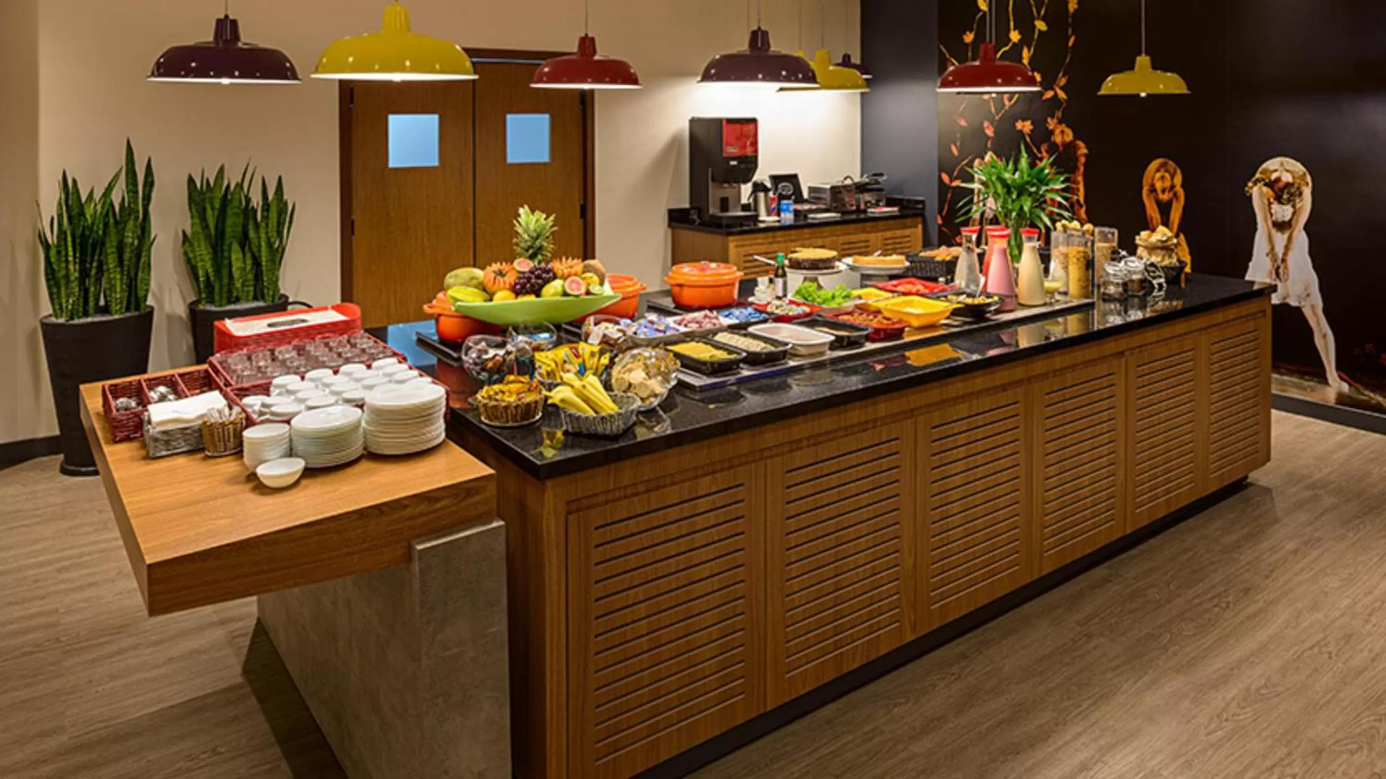 Food and drinks in ibis Joinville