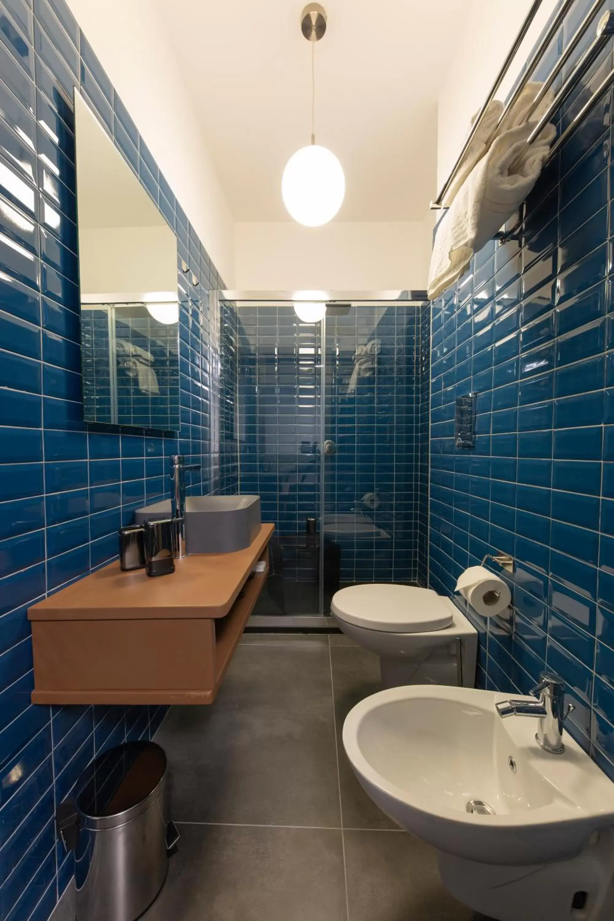 Bathroom in Cloister inn