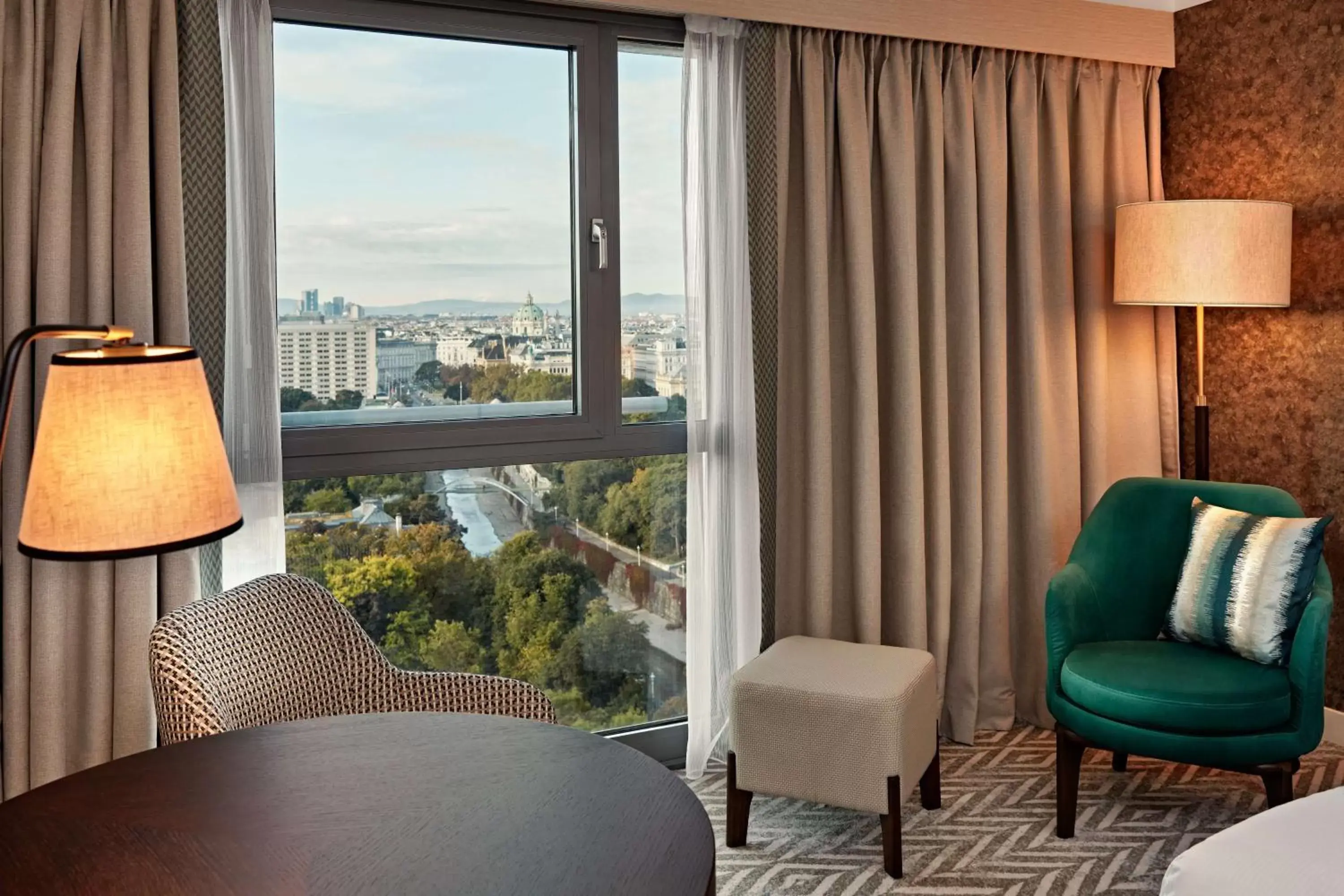 Living room, Seating Area in Hilton Vienna Park