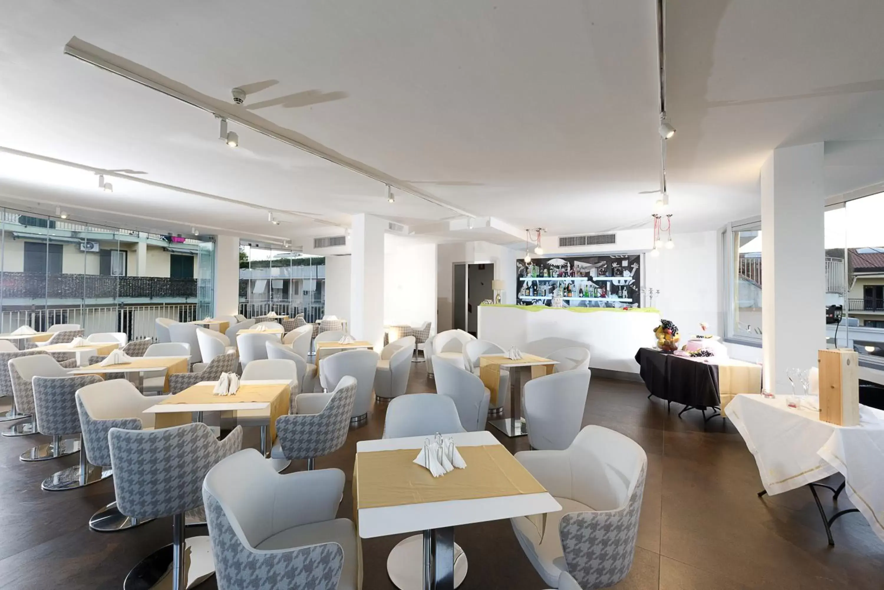 Lounge or bar, Restaurant/Places to Eat in Hotel Leonessa