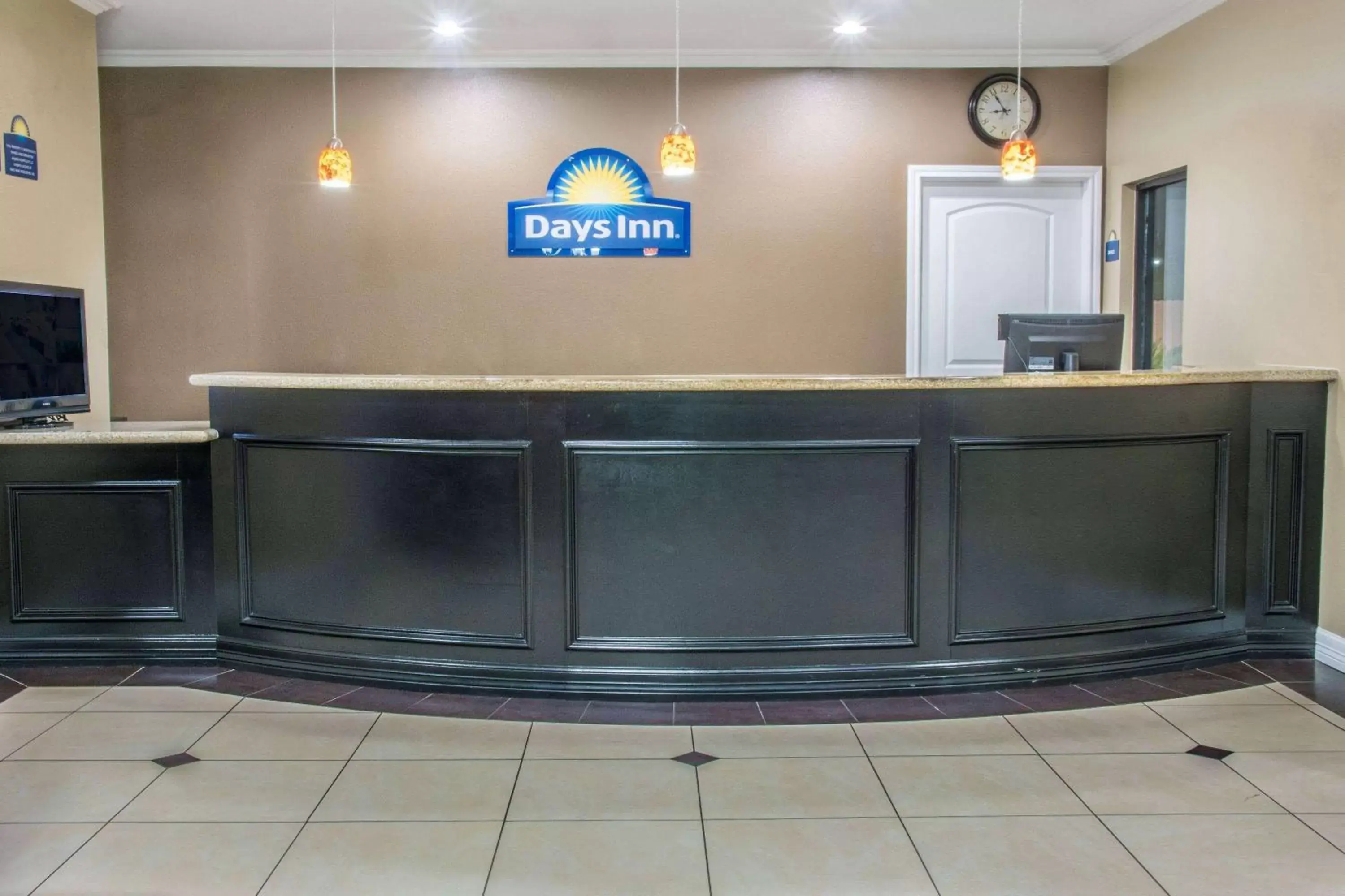 Lobby or reception in Days Inn by Wyndham Humble/Houston Intercontinental Airport Lobby or reception in Days Inn by Wyndham Humble/Houston Intercontinental Airport