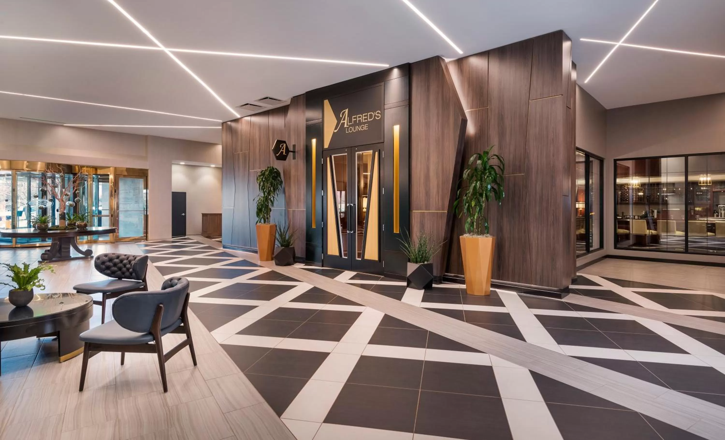 Property building in Crowne Plaza Providence-Warwick (Airport) by IHG