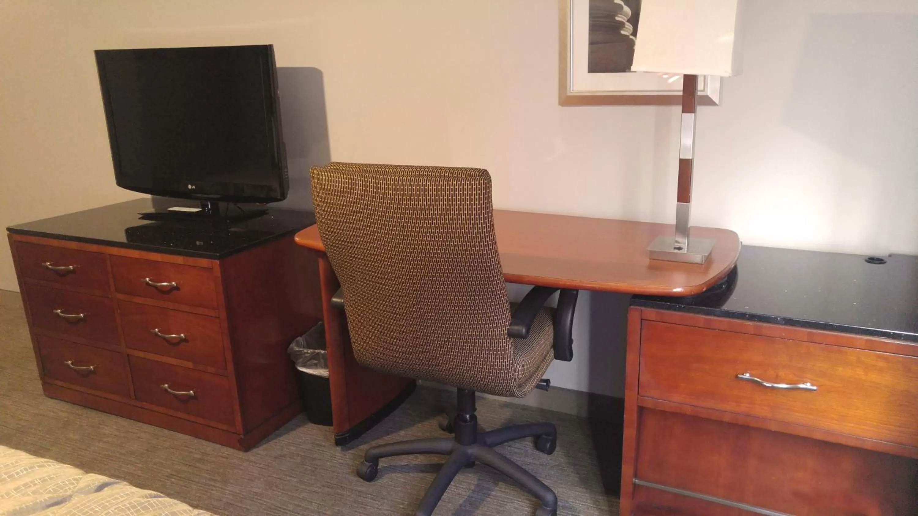 Photo of the whole room in Affordable Suites of America Portage