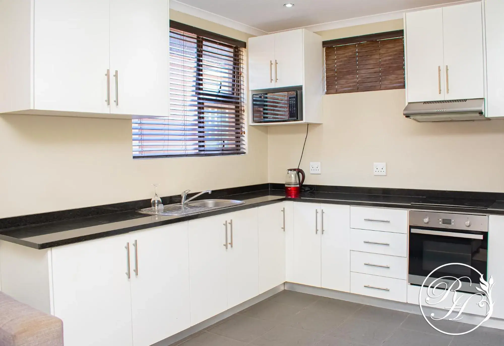 Kitchen/Kitchenette in Roseland House