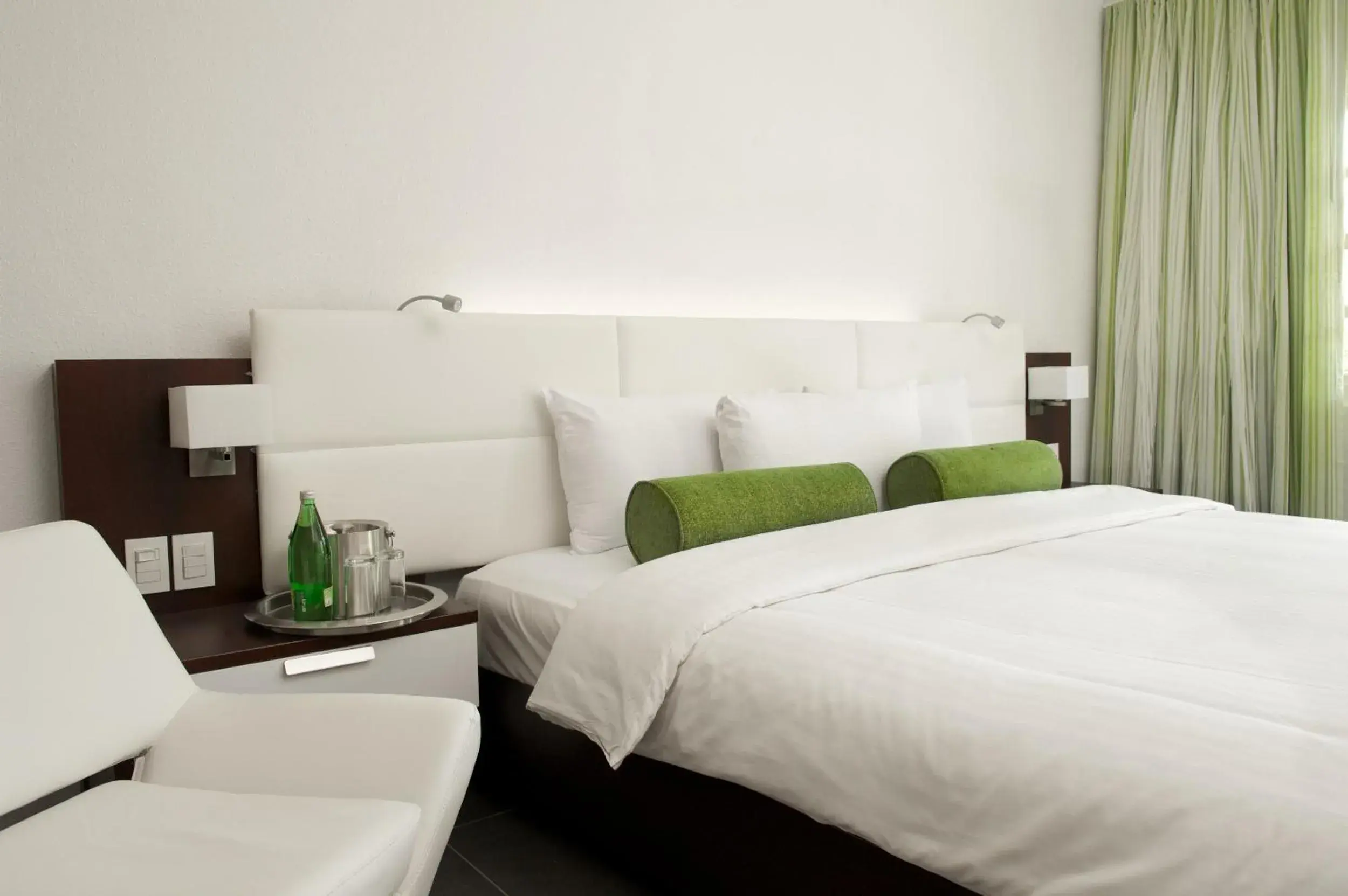 Bed in Trupial Hotel & Casino