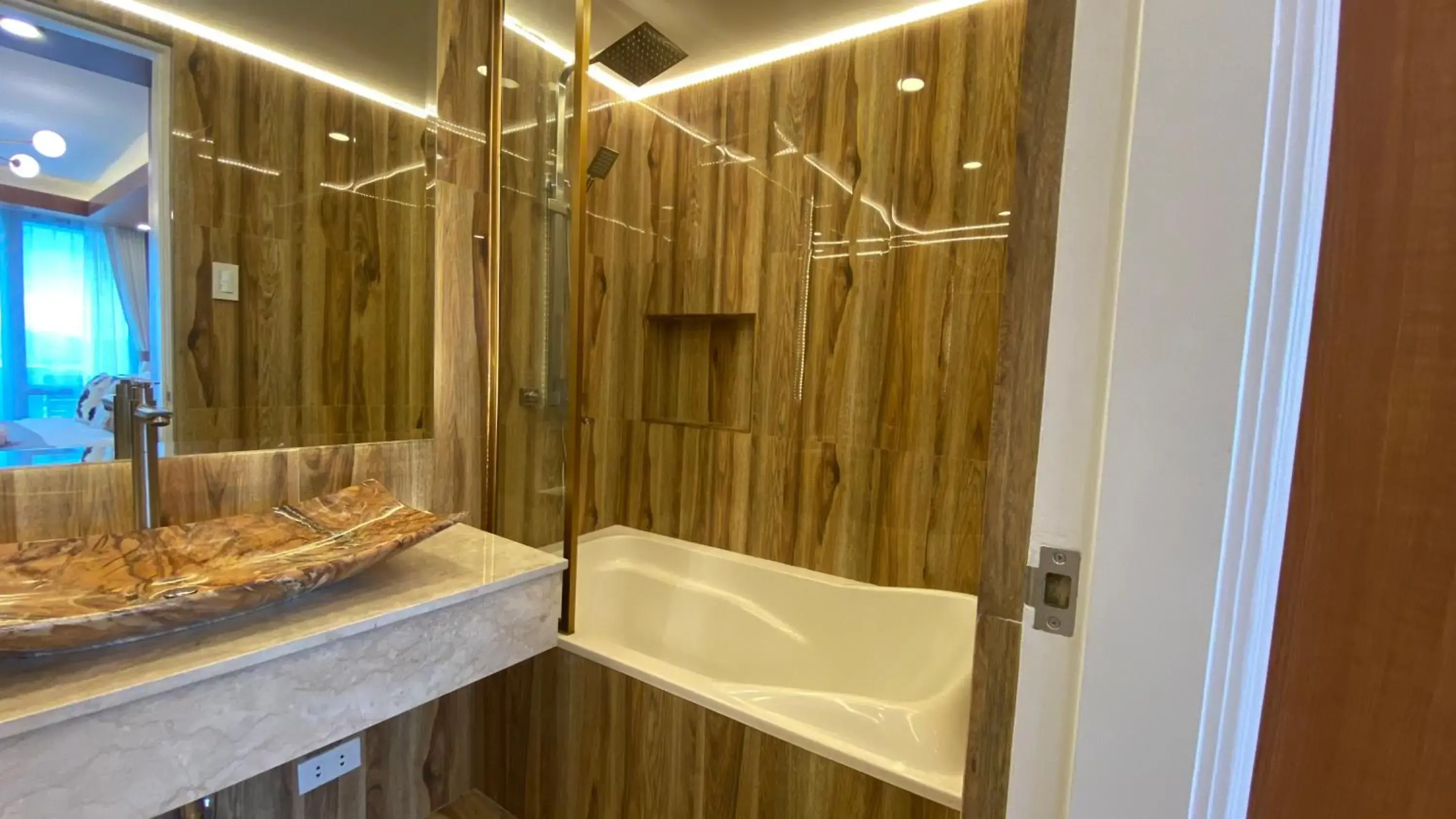 Shower, Bathroom in Mpt Suites