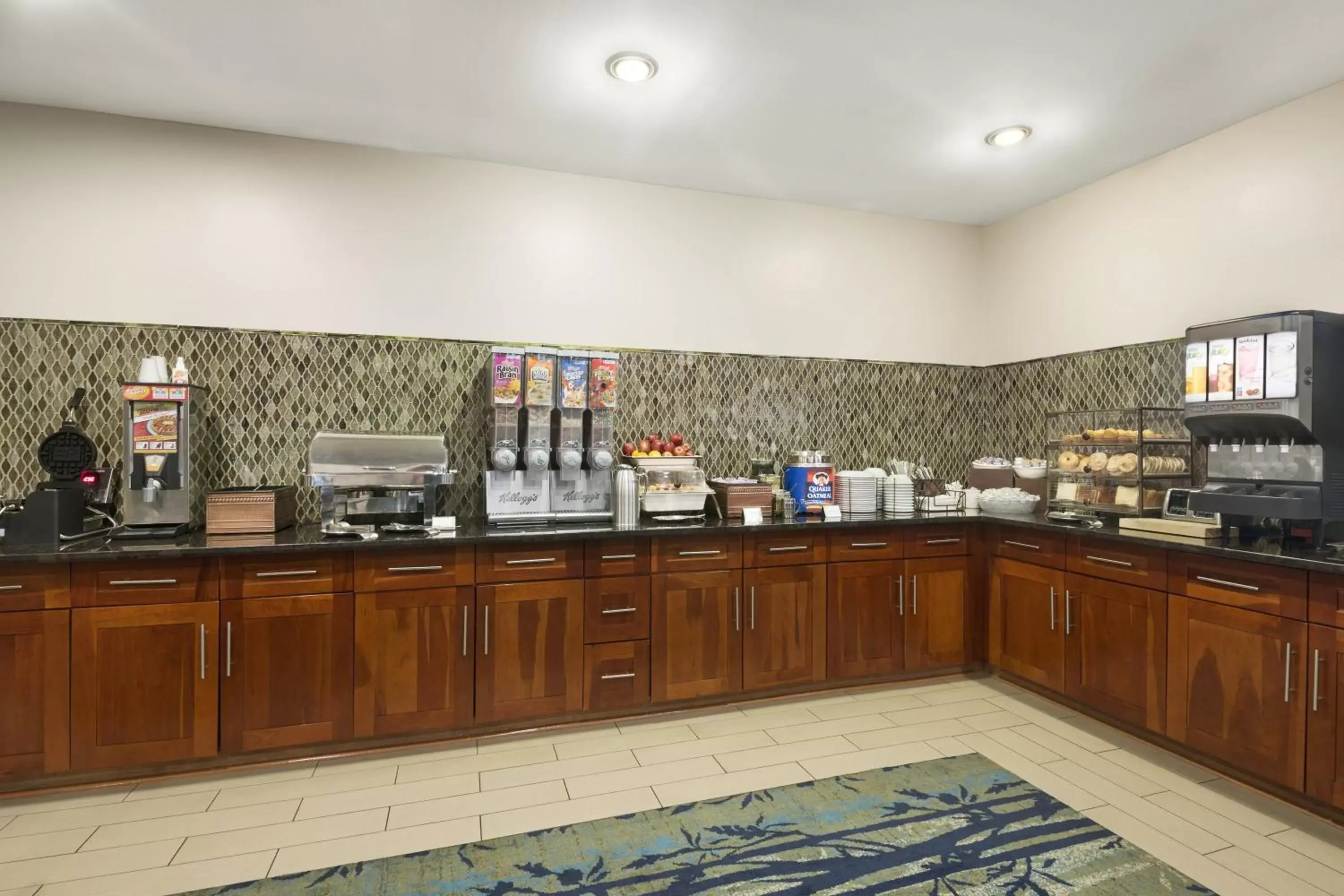 Continental breakfast, Restaurant/Places to Eat in Country Inn & Suites by Radisson, Washington Dulles International Airport, VA