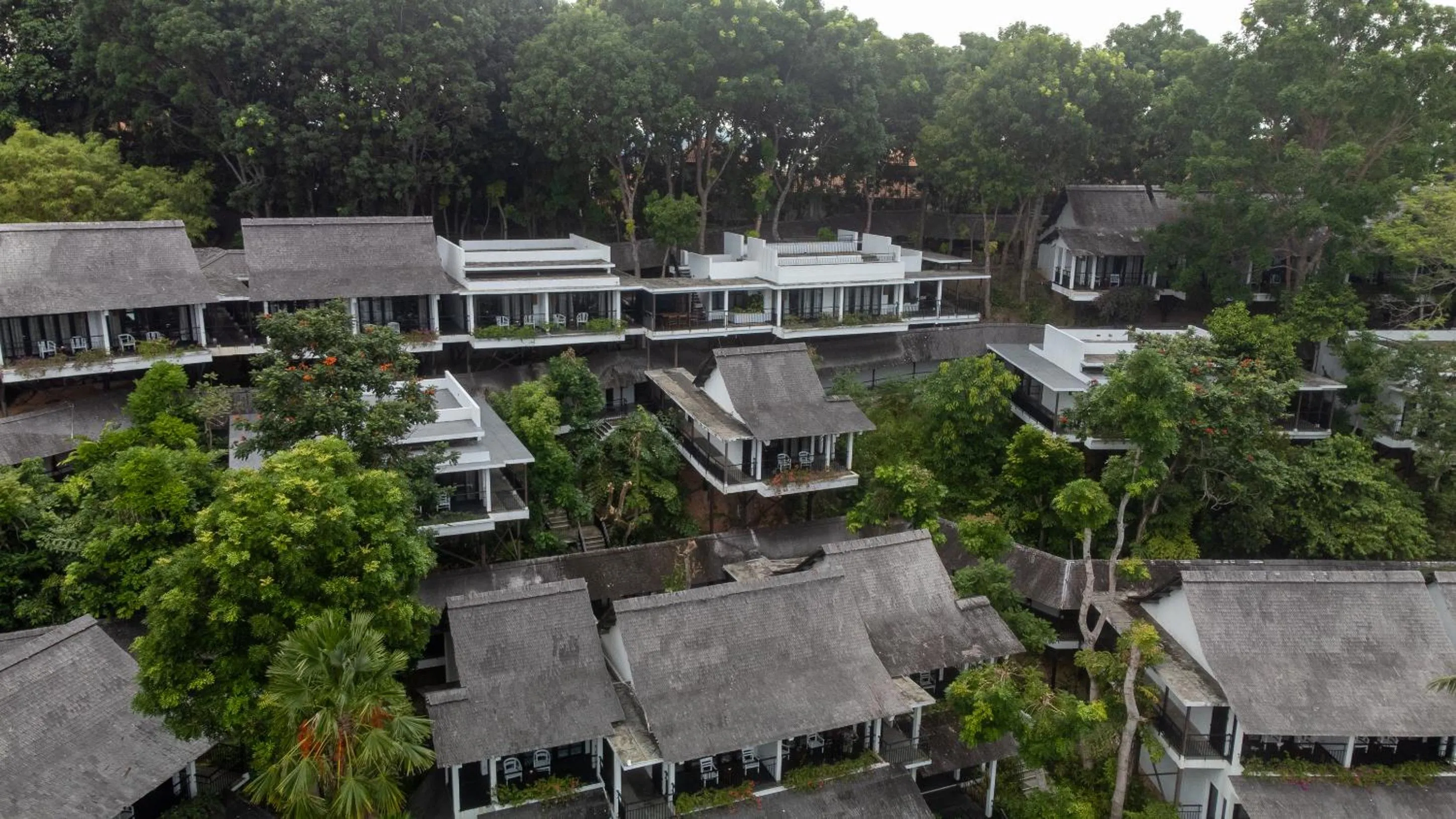 Property building in Turi Beach Resort