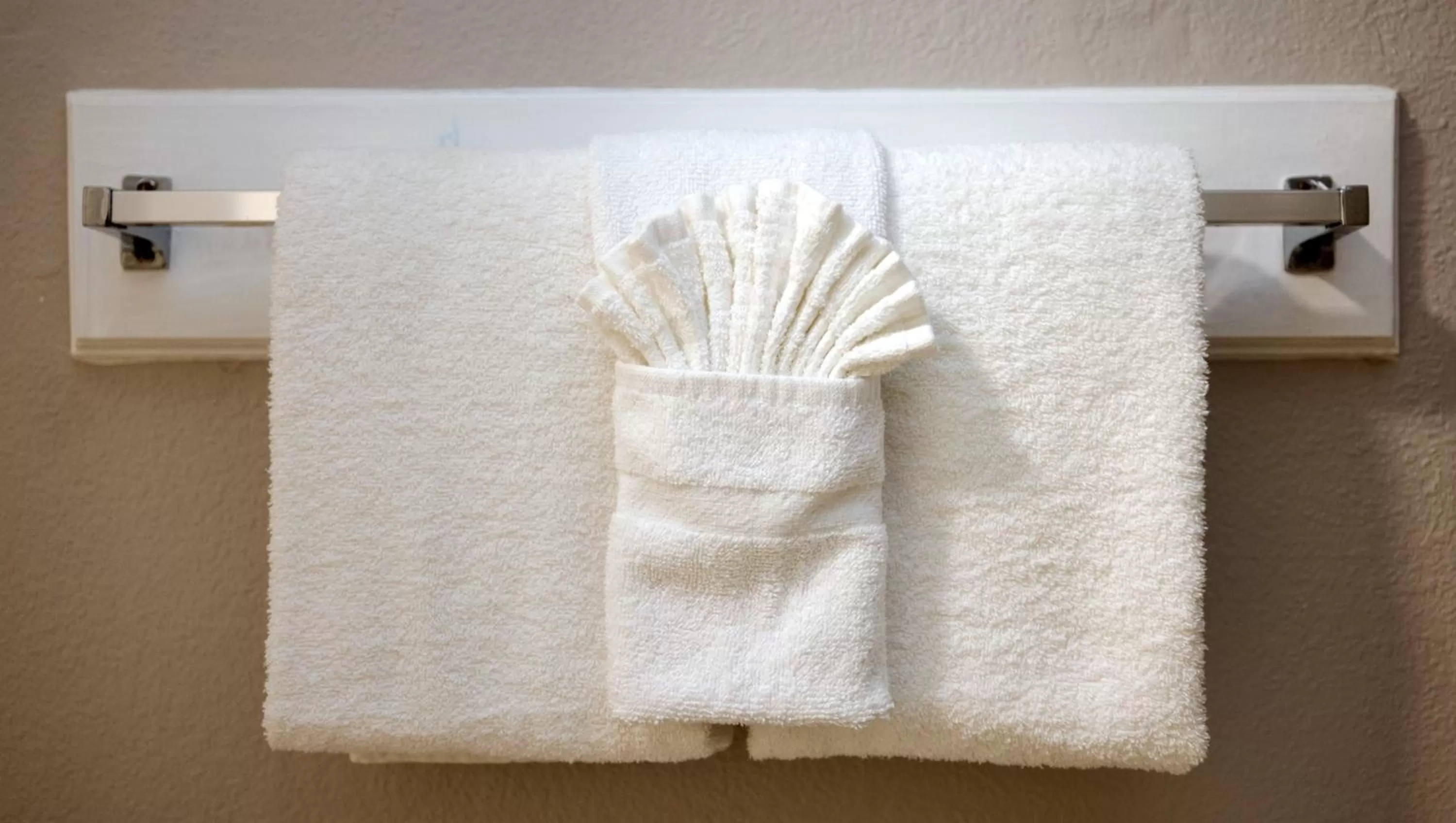 Bathroom in Magnuson Hotel Virginia Beach