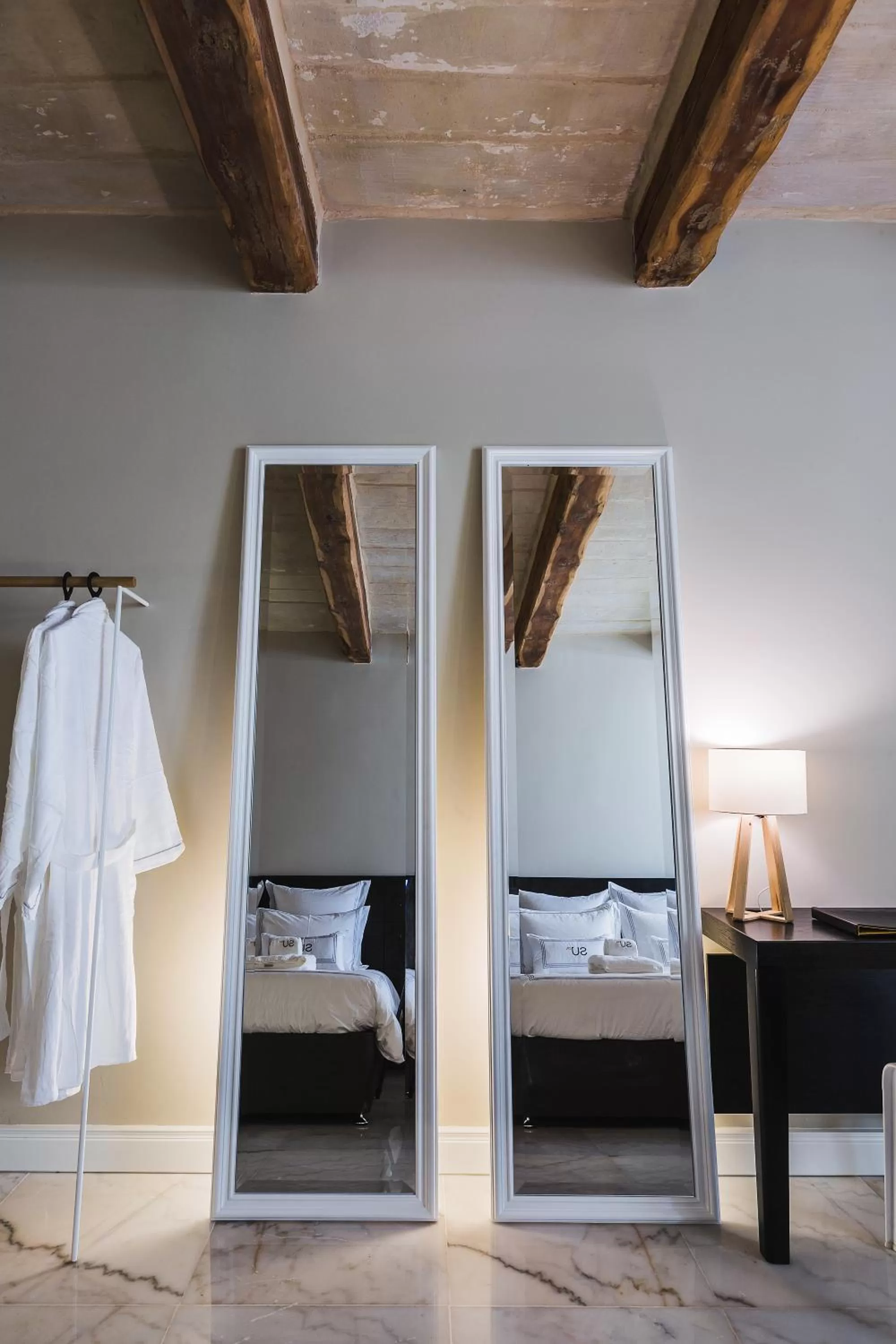 Decorative detail, Bed in SU29 Boutique Hotel