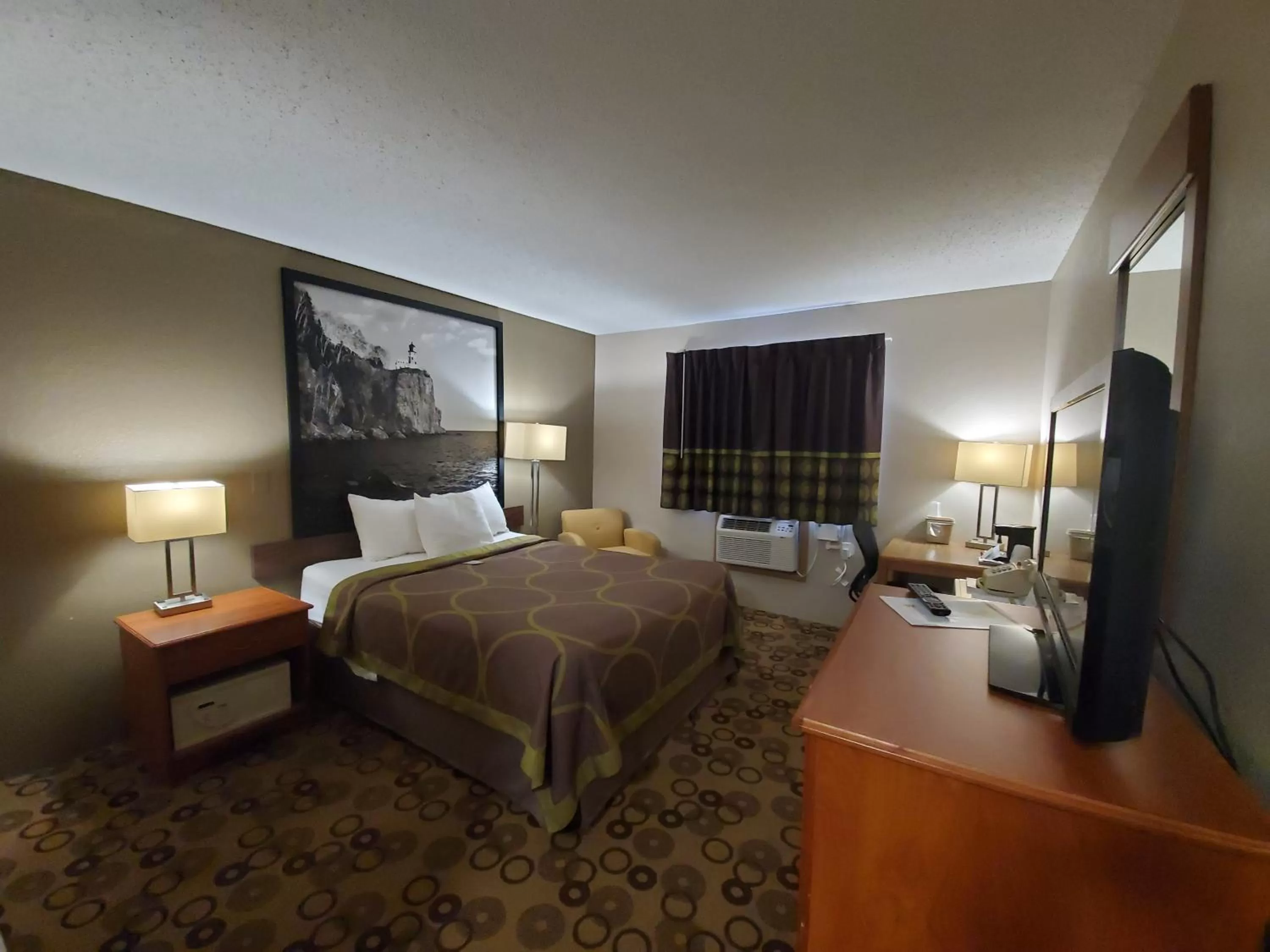 Bed in Super 8 by Wyndham Blue Earth