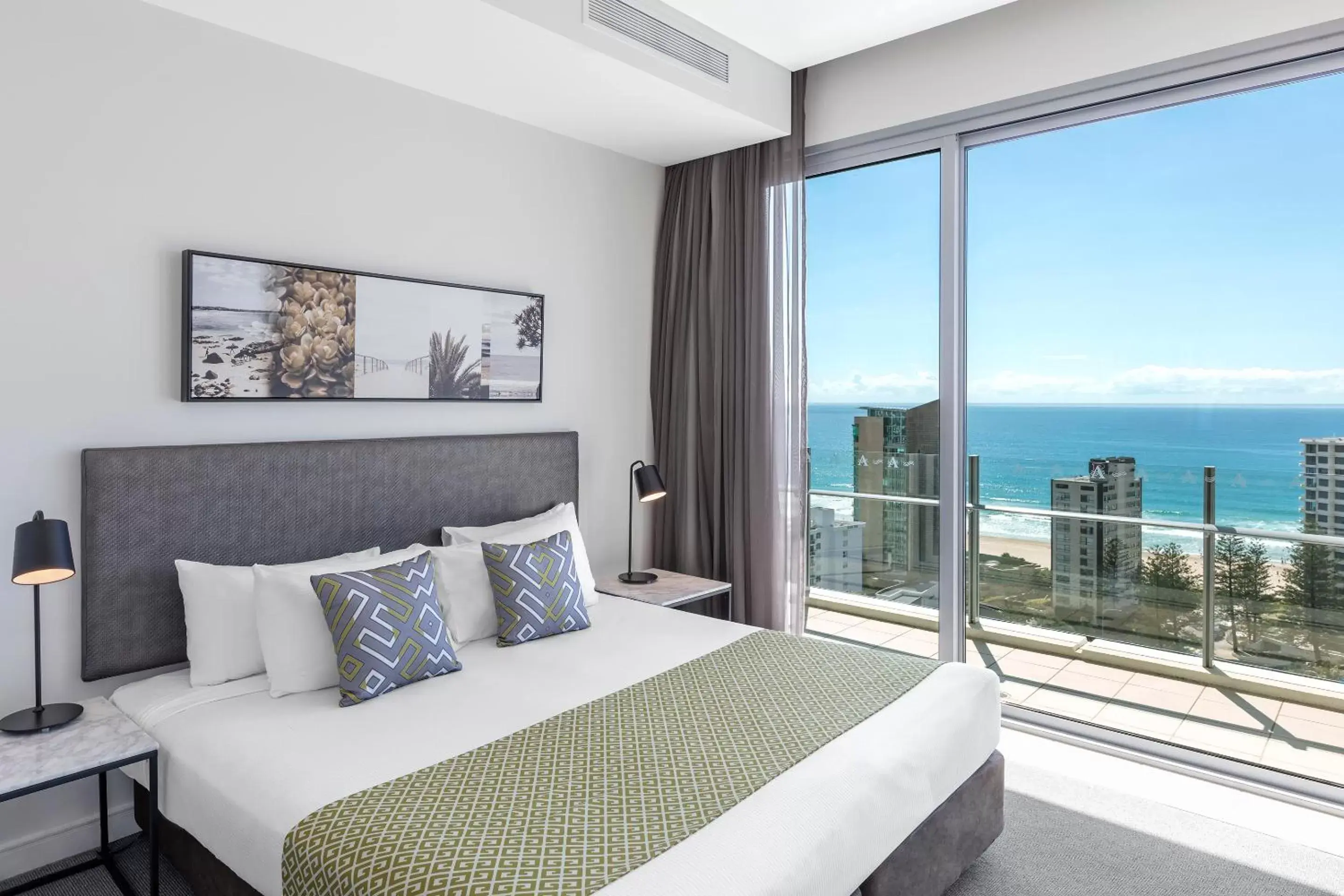 Bed in Wyndham Resort Surfers Paradise