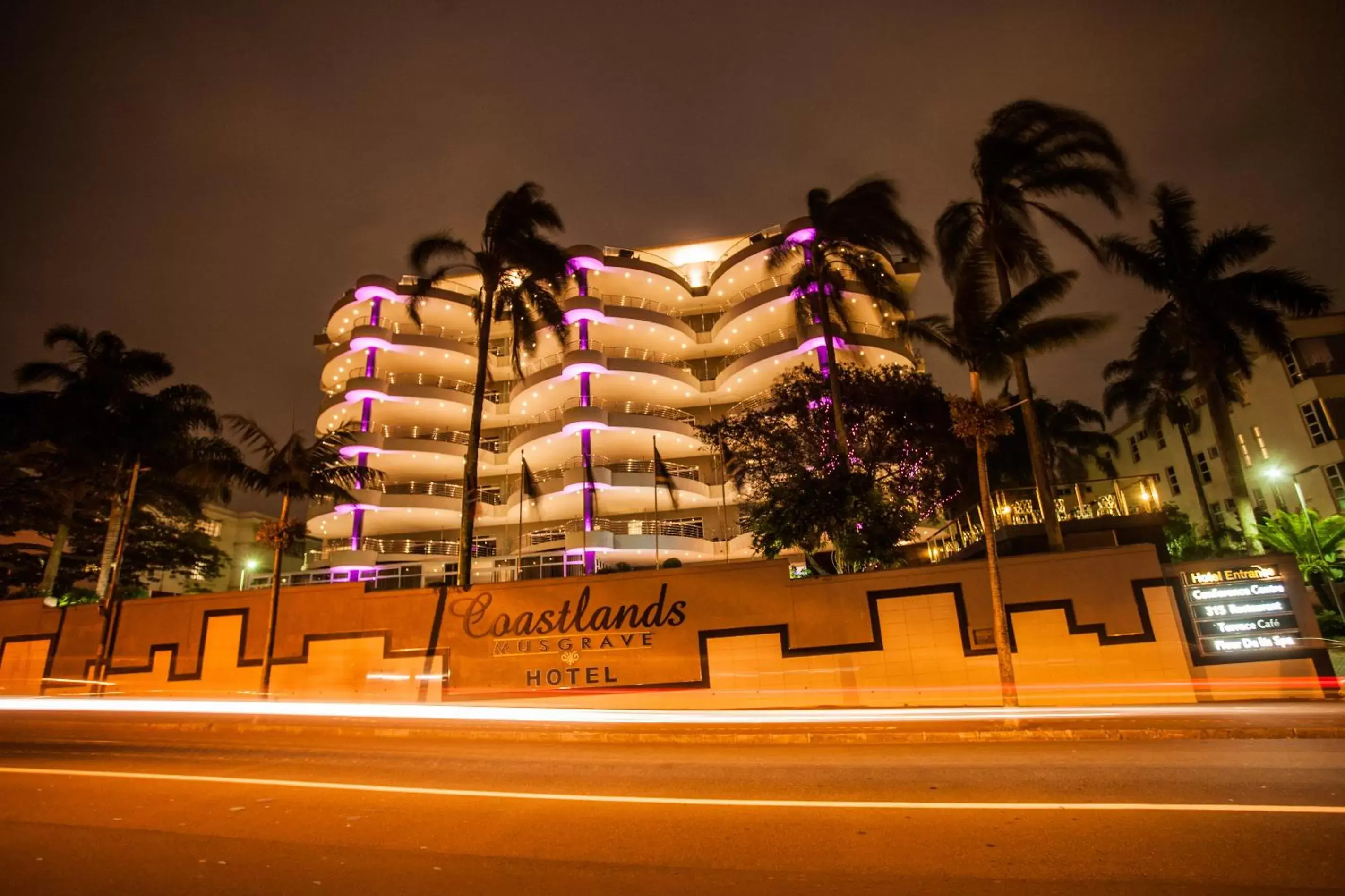 Facade/entrance in Coastlands Musgrave Hotel