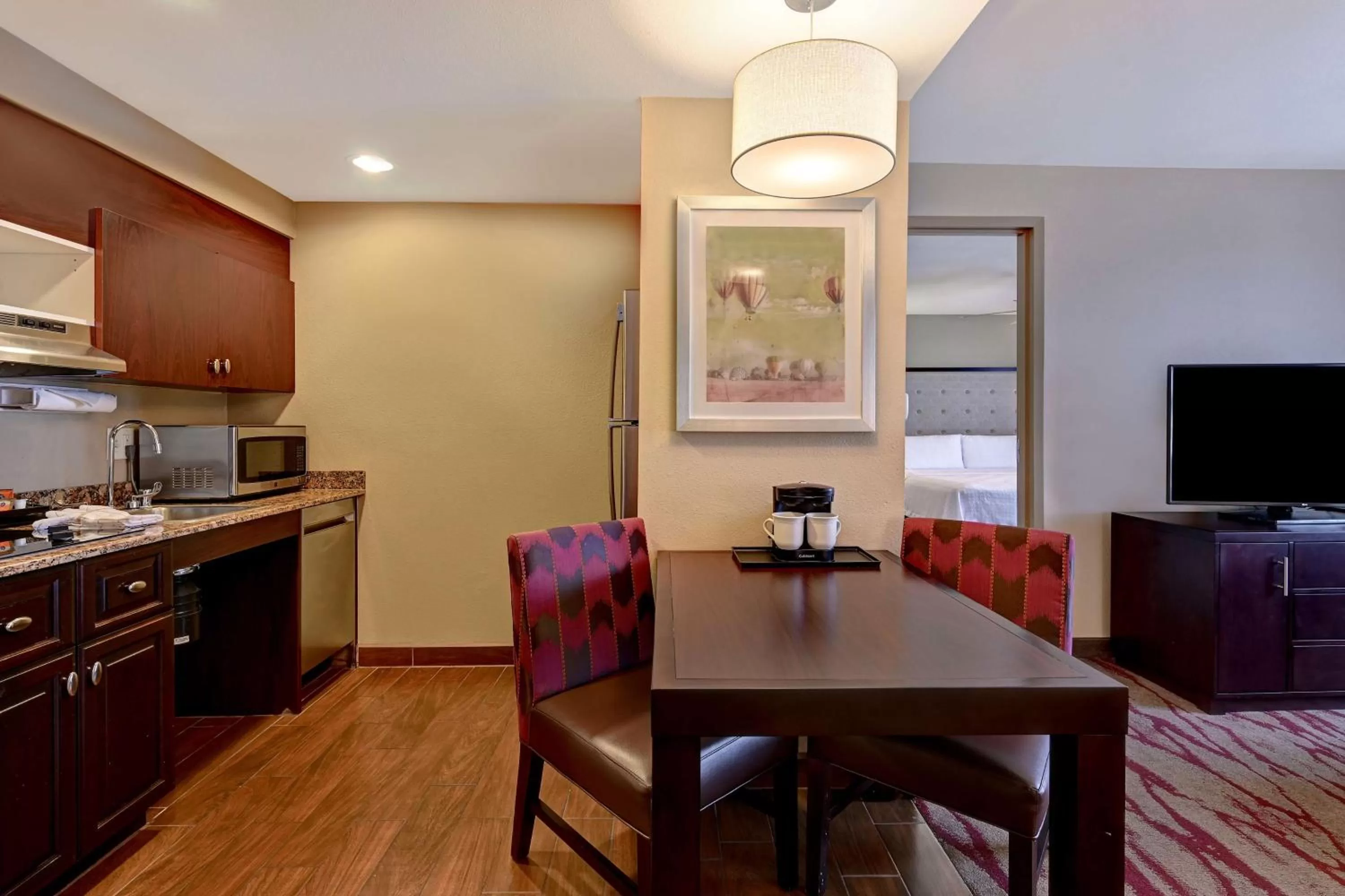 Kitchen or kitchenette in Homewood Suites by Hilton Albuquerque Airport