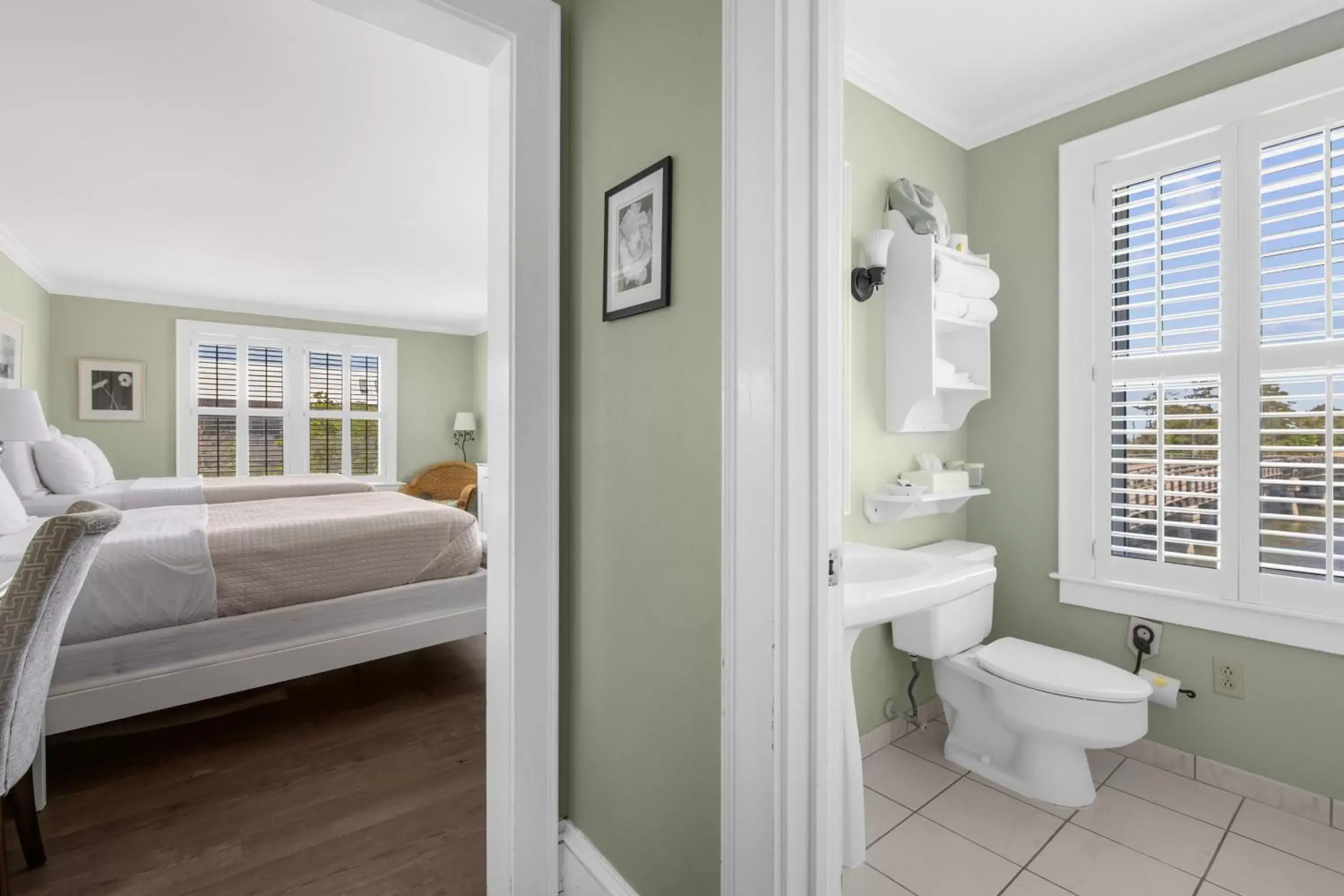 Property building, Bathroom in The Tranquil House Inn