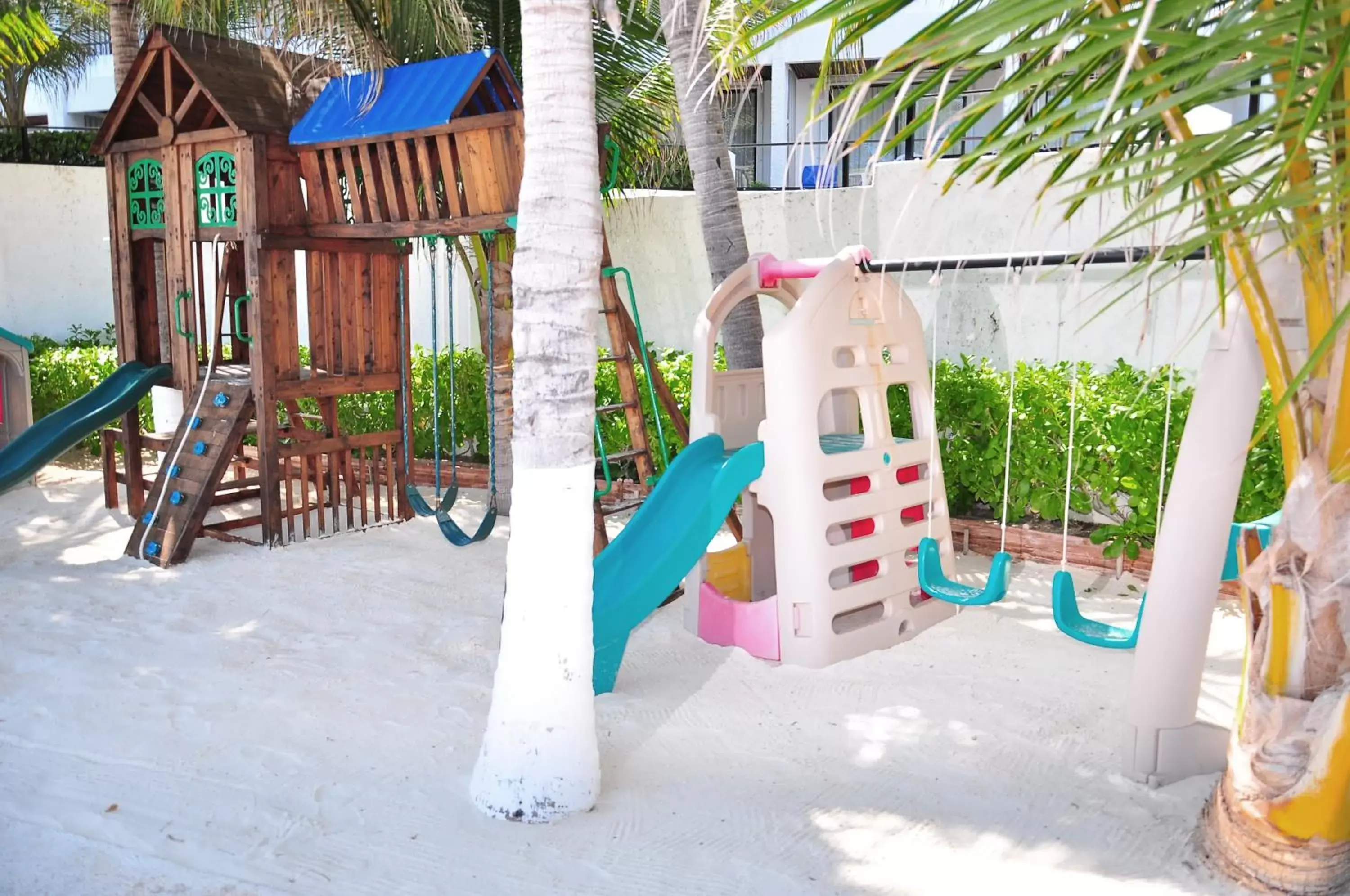 Kids's club, Children's Play Area in Flamingo Cancun Resort