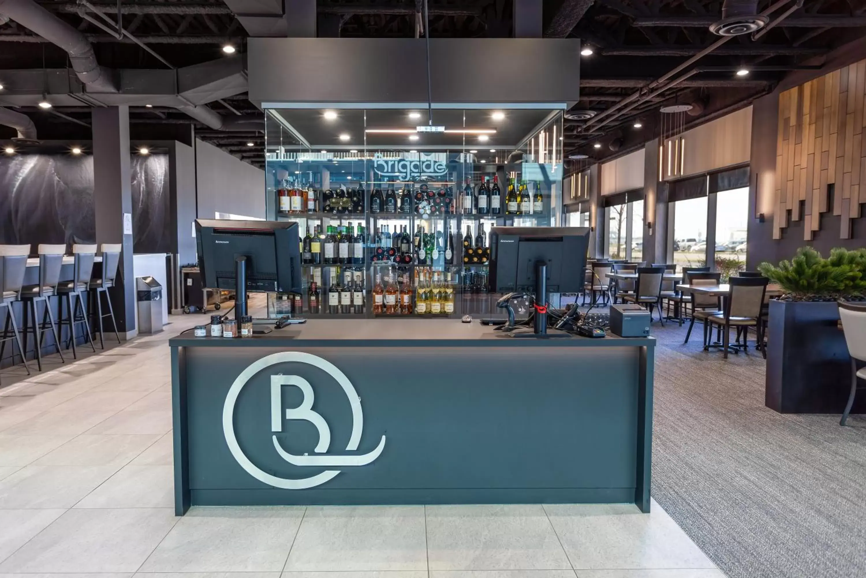 Restaurant/places to eat, Lounge/Bar in Hotel Rimouski
