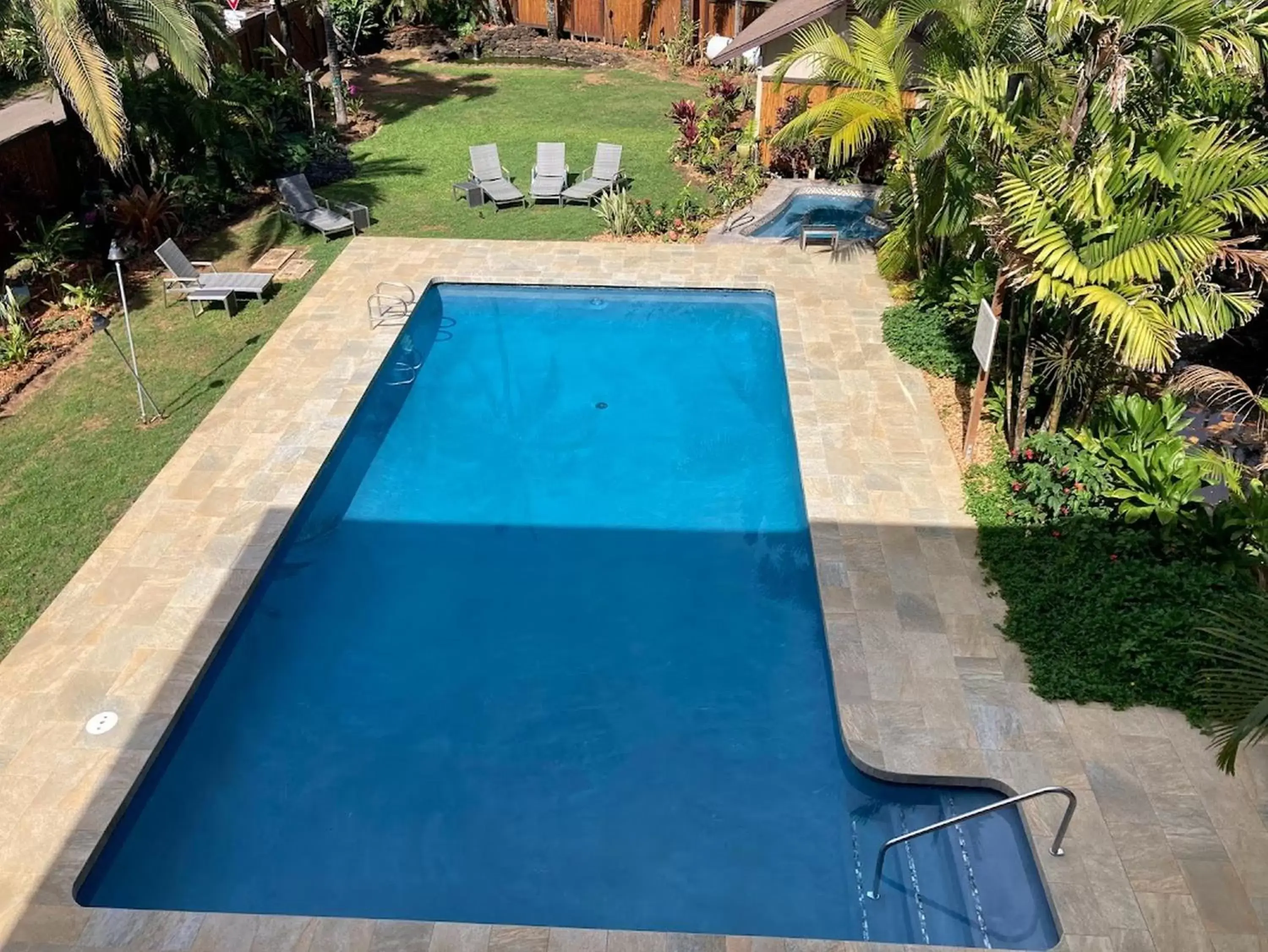 Swimming Pool in Hanalei Colony Resort