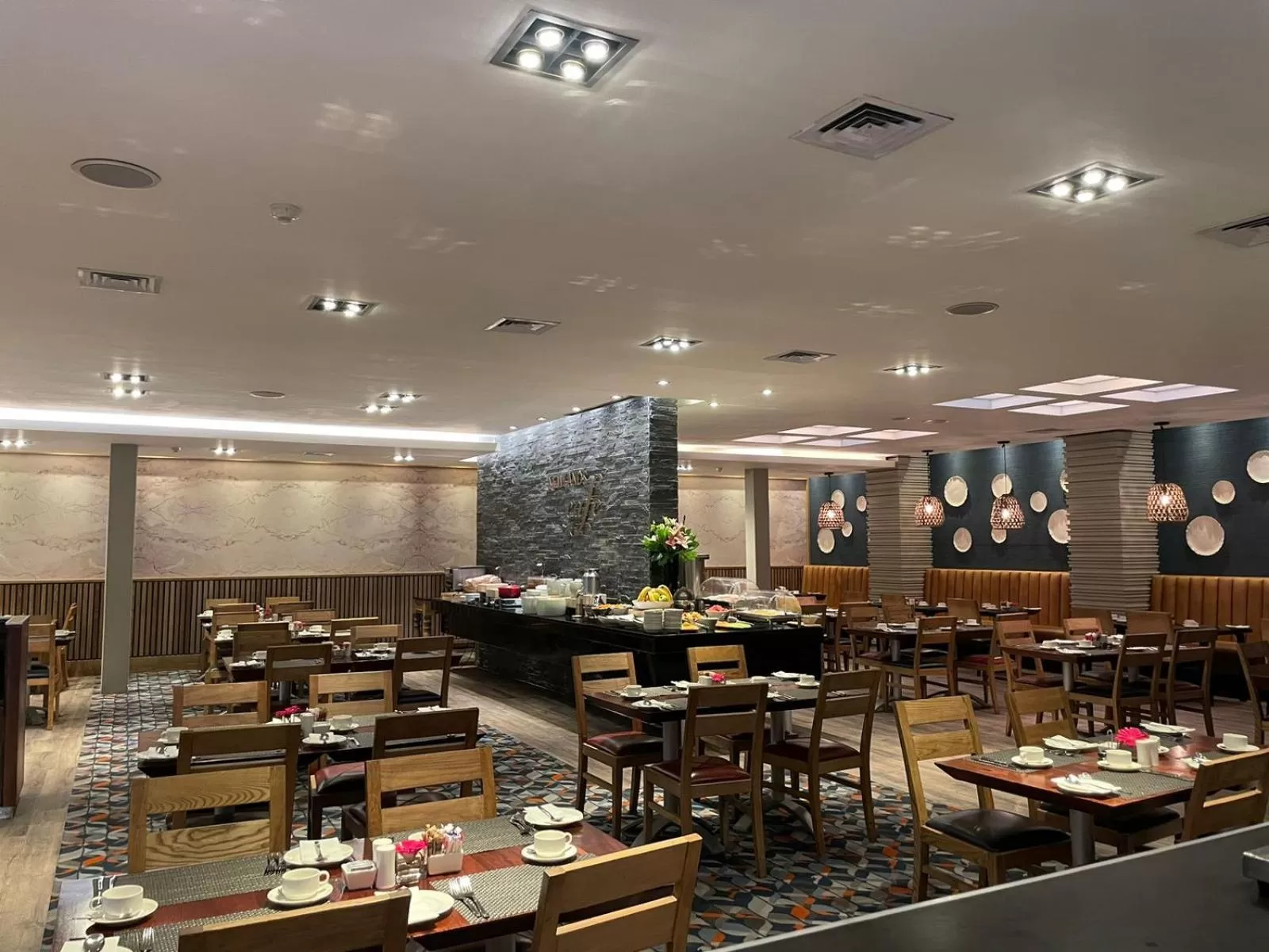 Restaurant/places to eat in Southern Sun Newlands