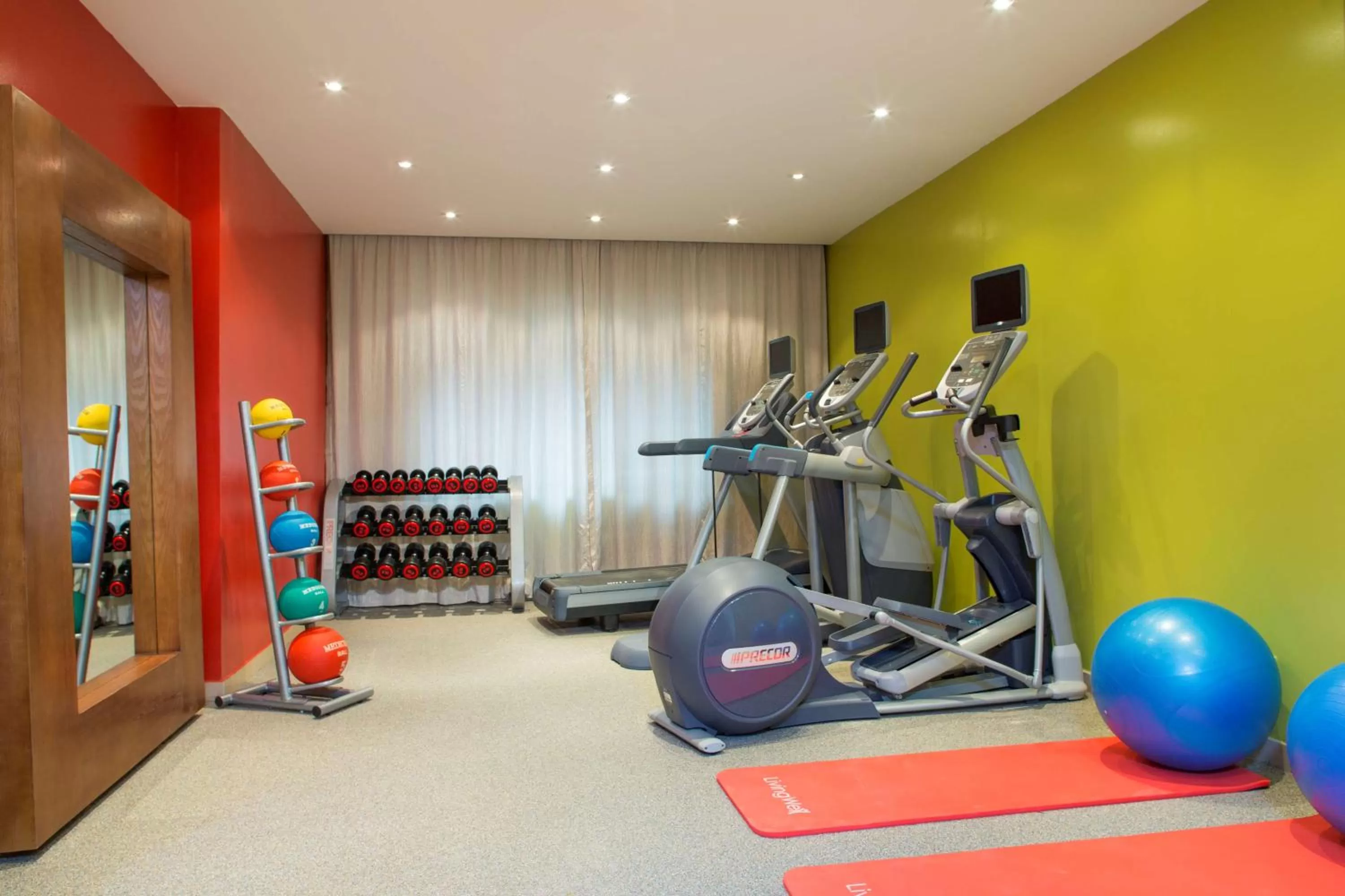 Fitness centre/facilities in Hilton Garden Inn Hanoi