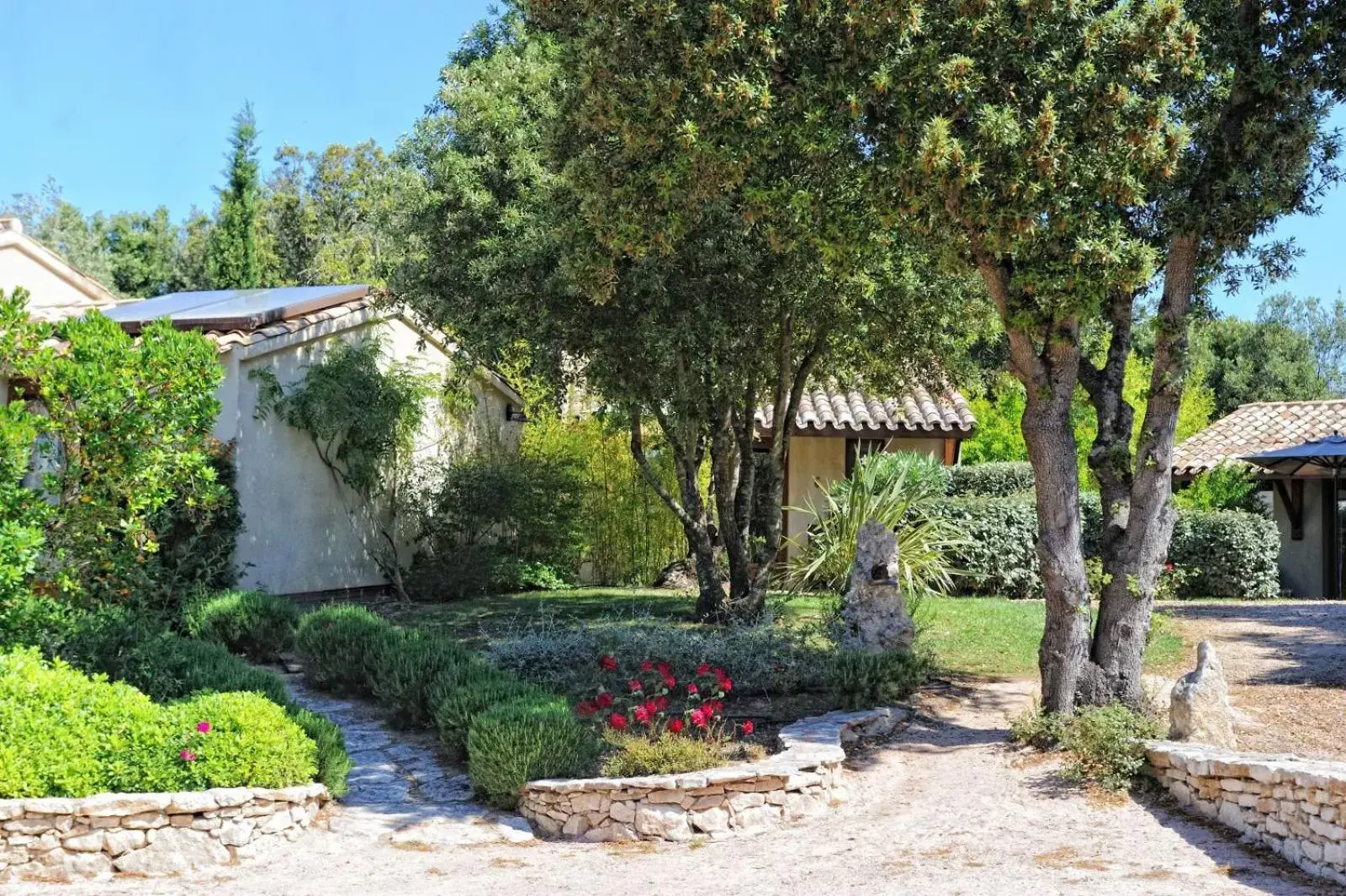 Facade/entrance, Garden in Résidence Sophia