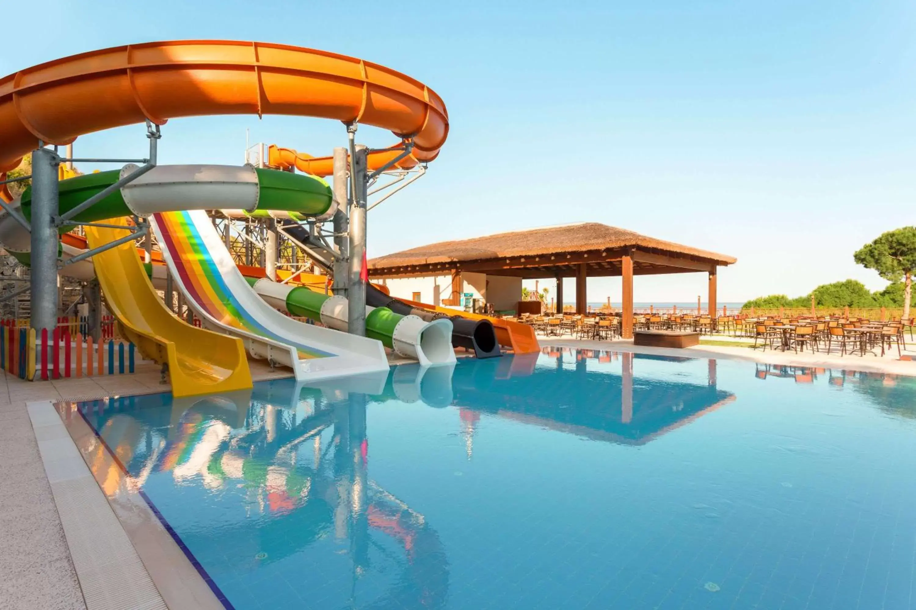 Restaurant/places to eat, Water Park in Ramada Resort Kusadasi & Golf