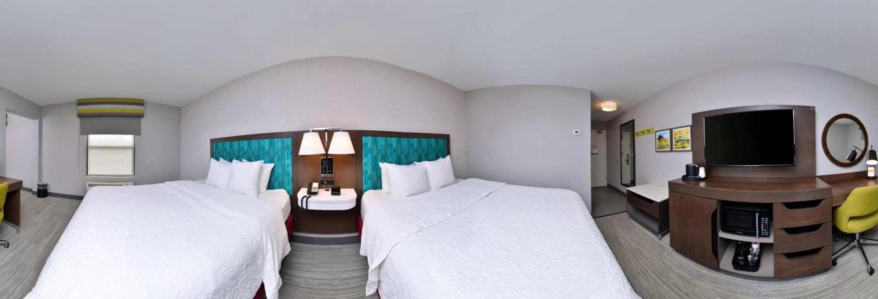 Bedroom, Bed in Hampton Inn LaPorte