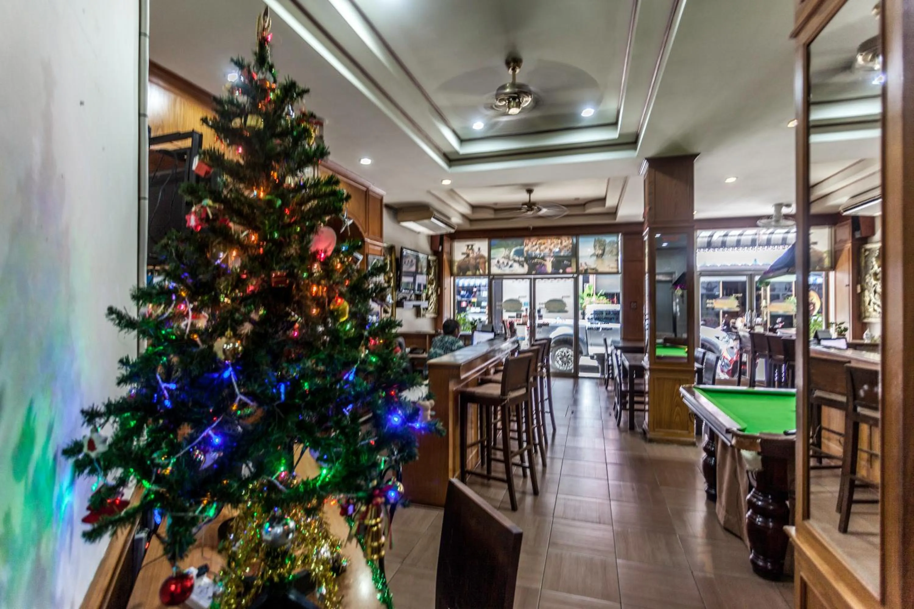 Communal lounge/ TV room in Andaman Sea Patong