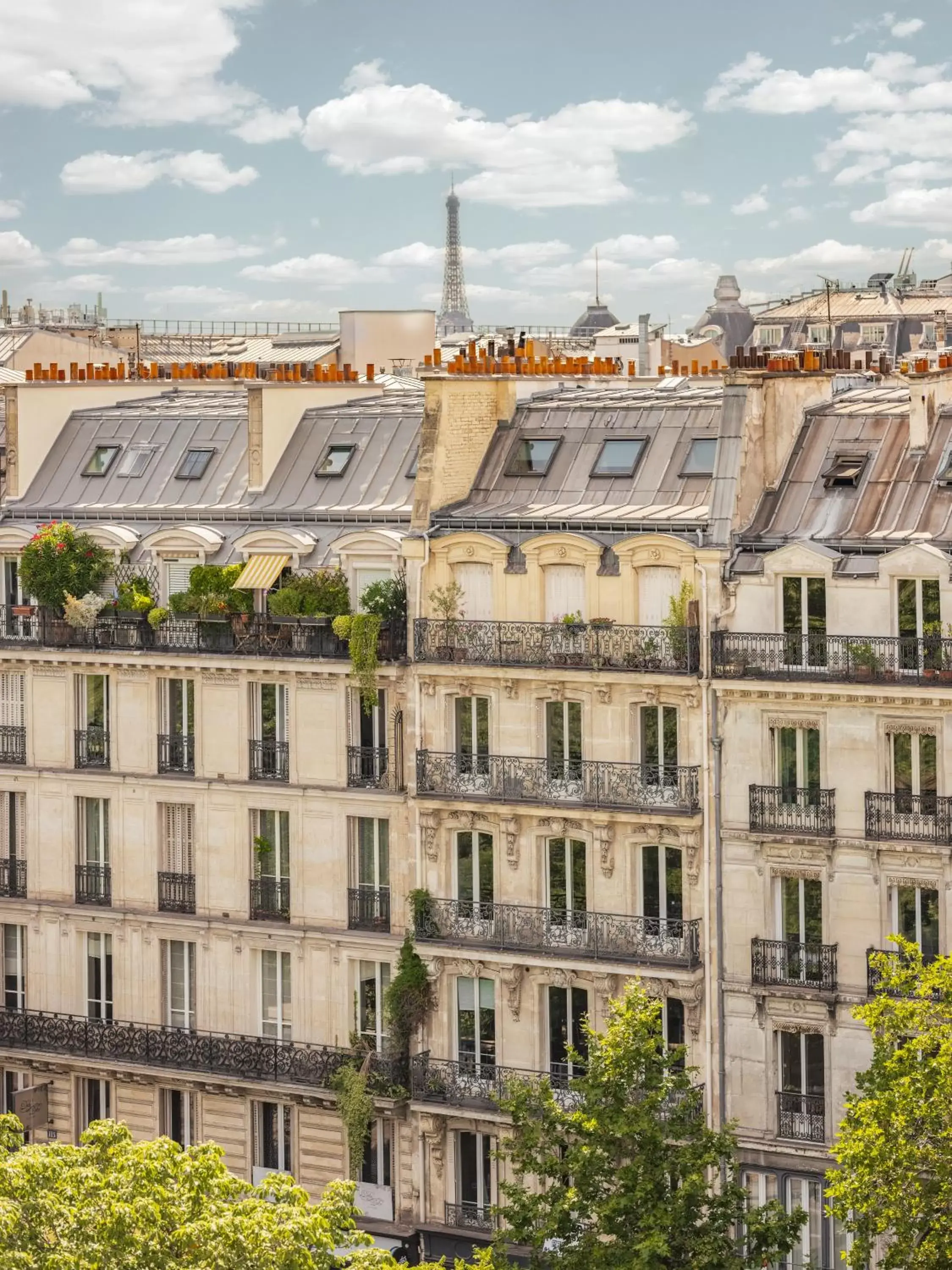 City view in Solly Hôtel Paris