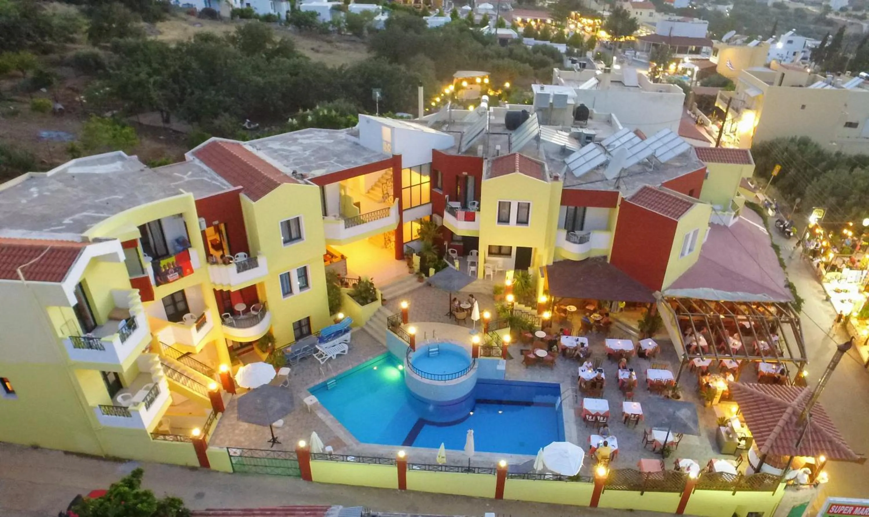 Ariadni Palace Apartments