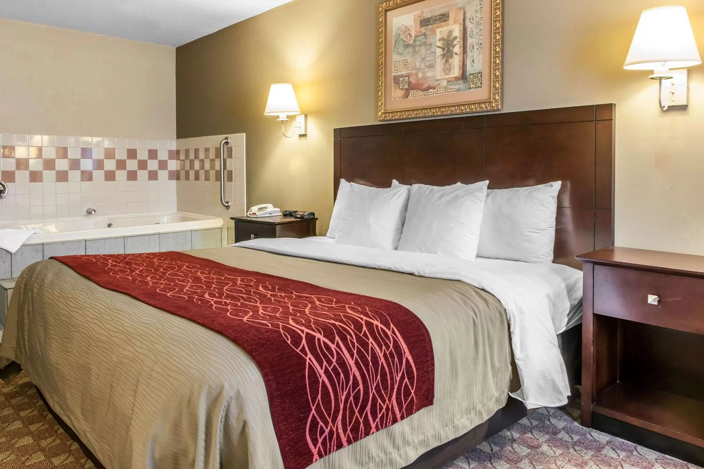 Photo of the whole room, Bed in Quality Inn Defiance