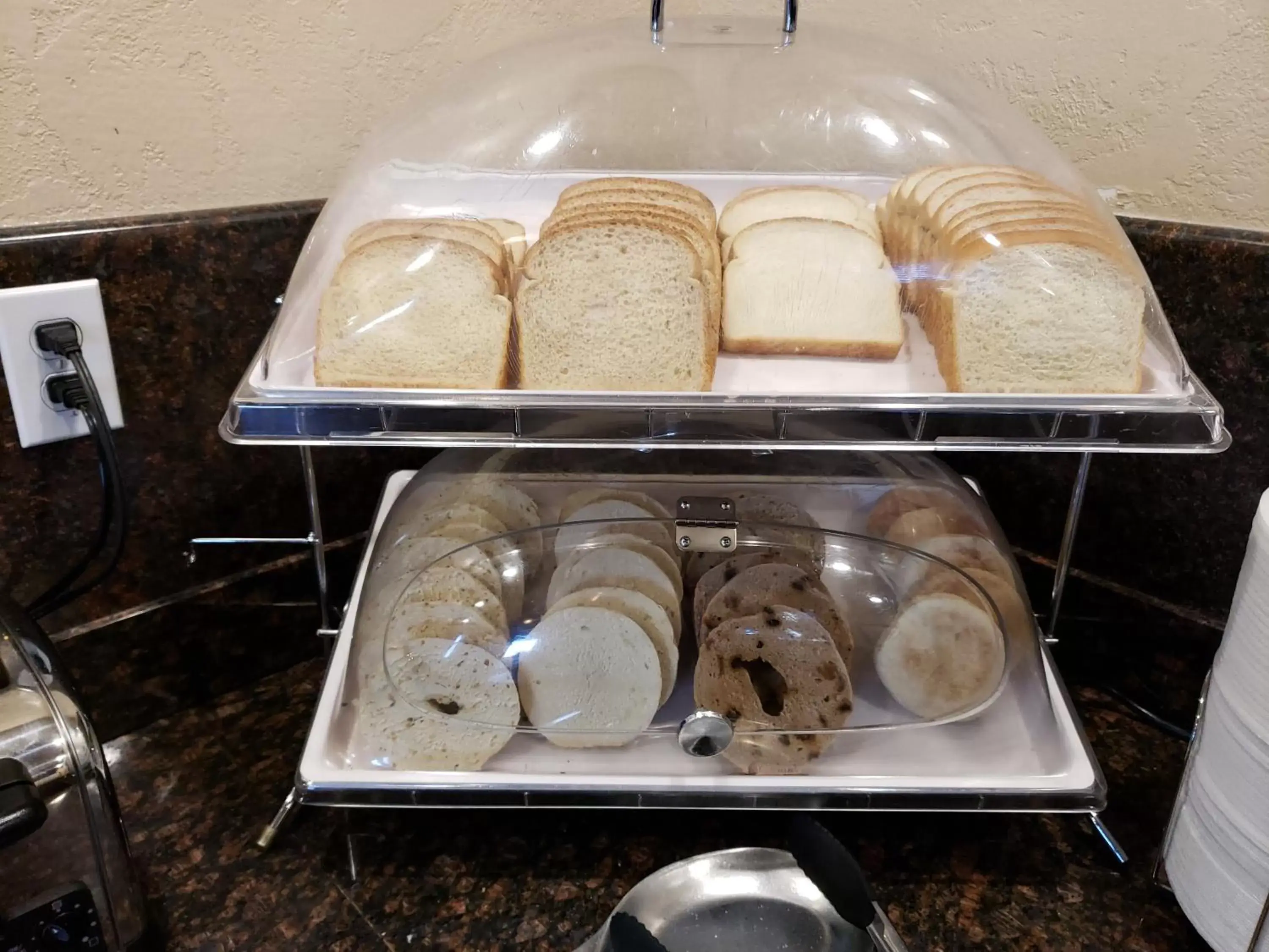 Breakfast in St. George Inn and Suites Breakfast in St. George Inn and Suites