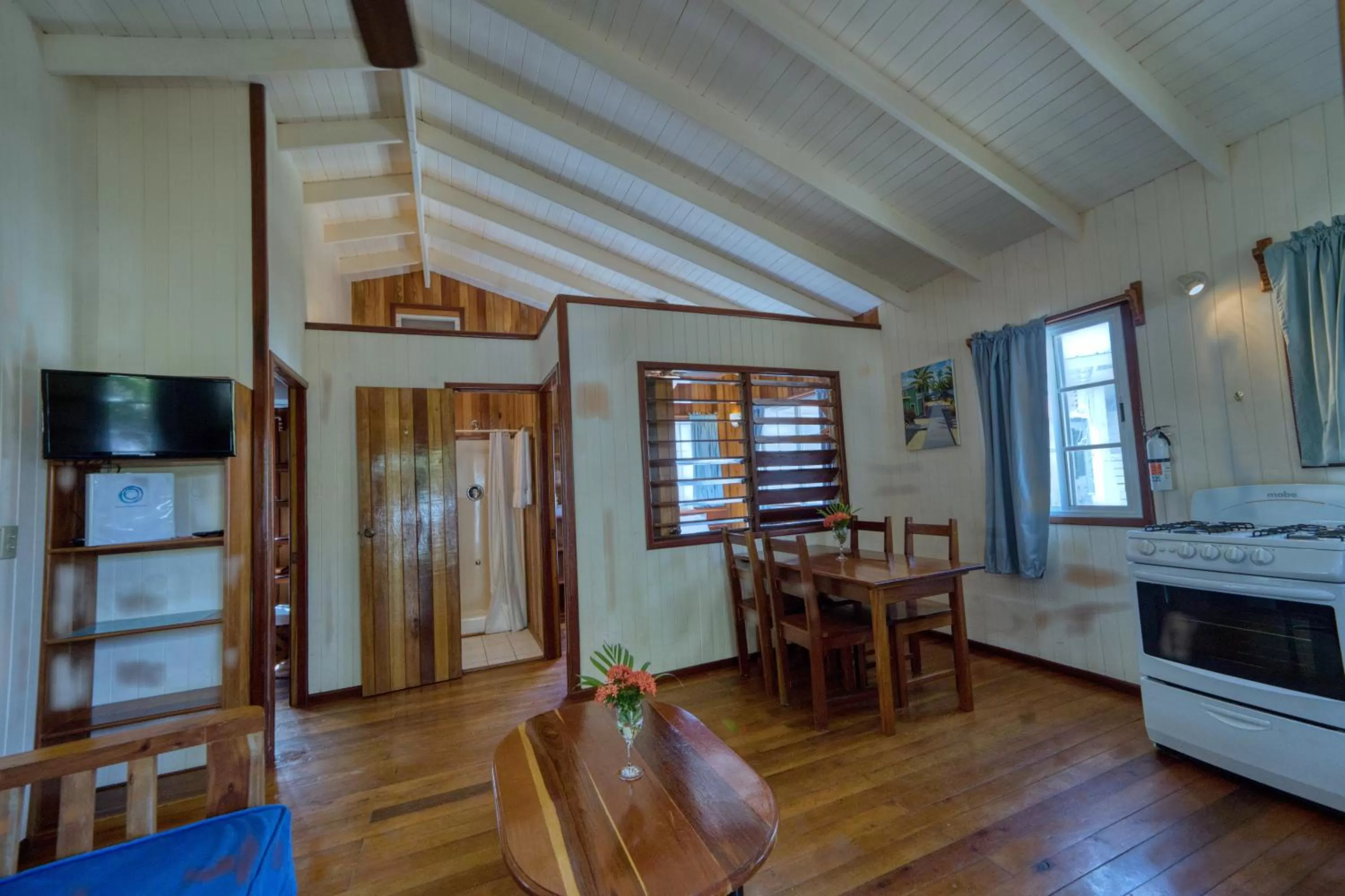 Dining area in Placencia Villas