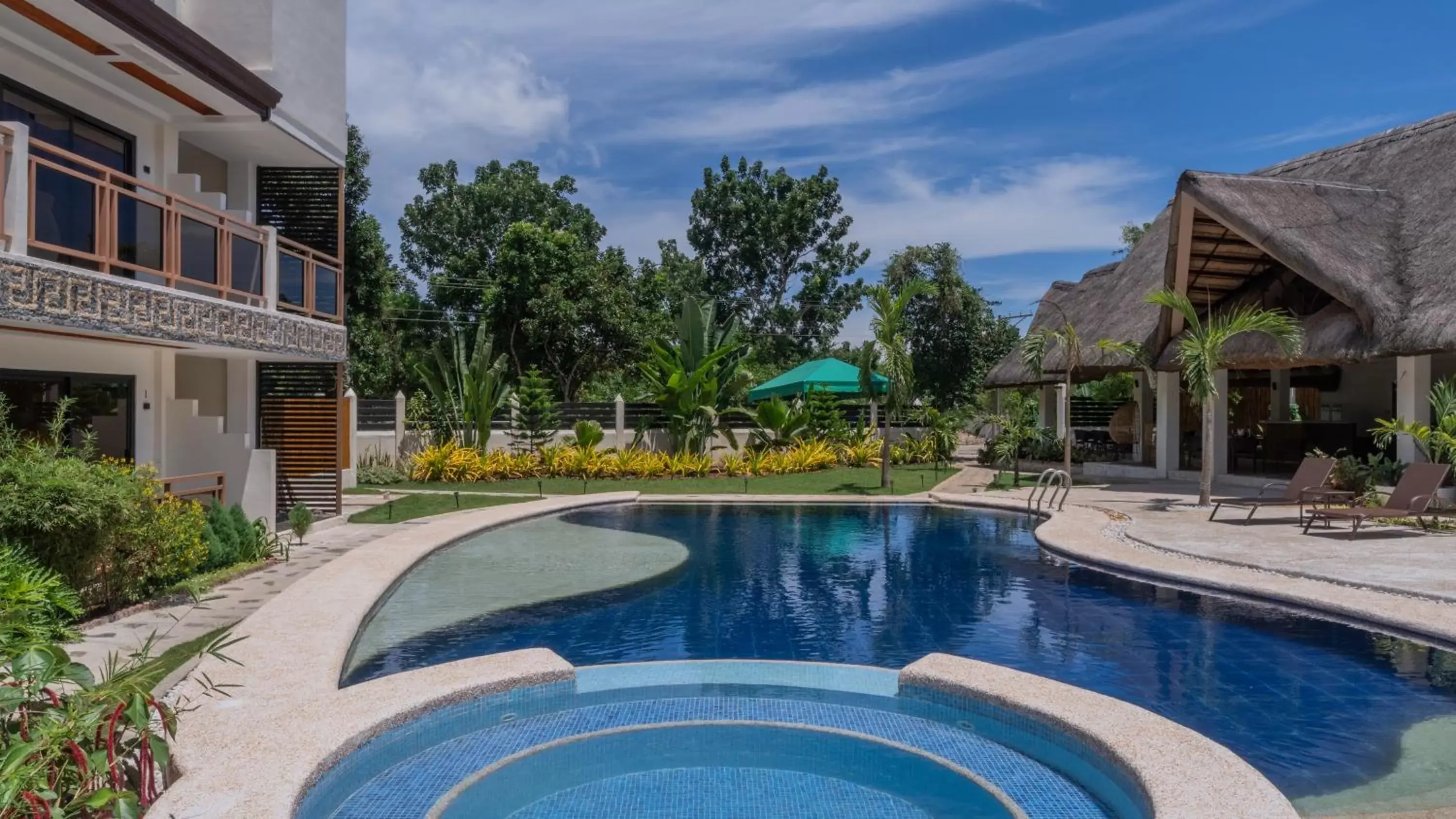 Garden view, Swimming Pool in The Mayana Resort