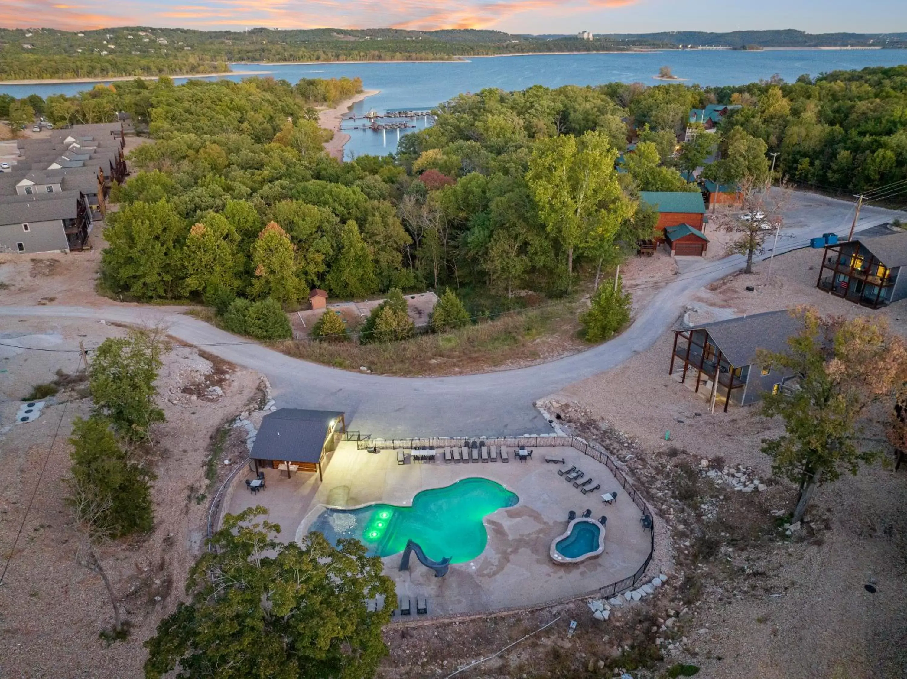 Swimming pool, Bird's-eye View in Table Rock Resorts at Indian Point