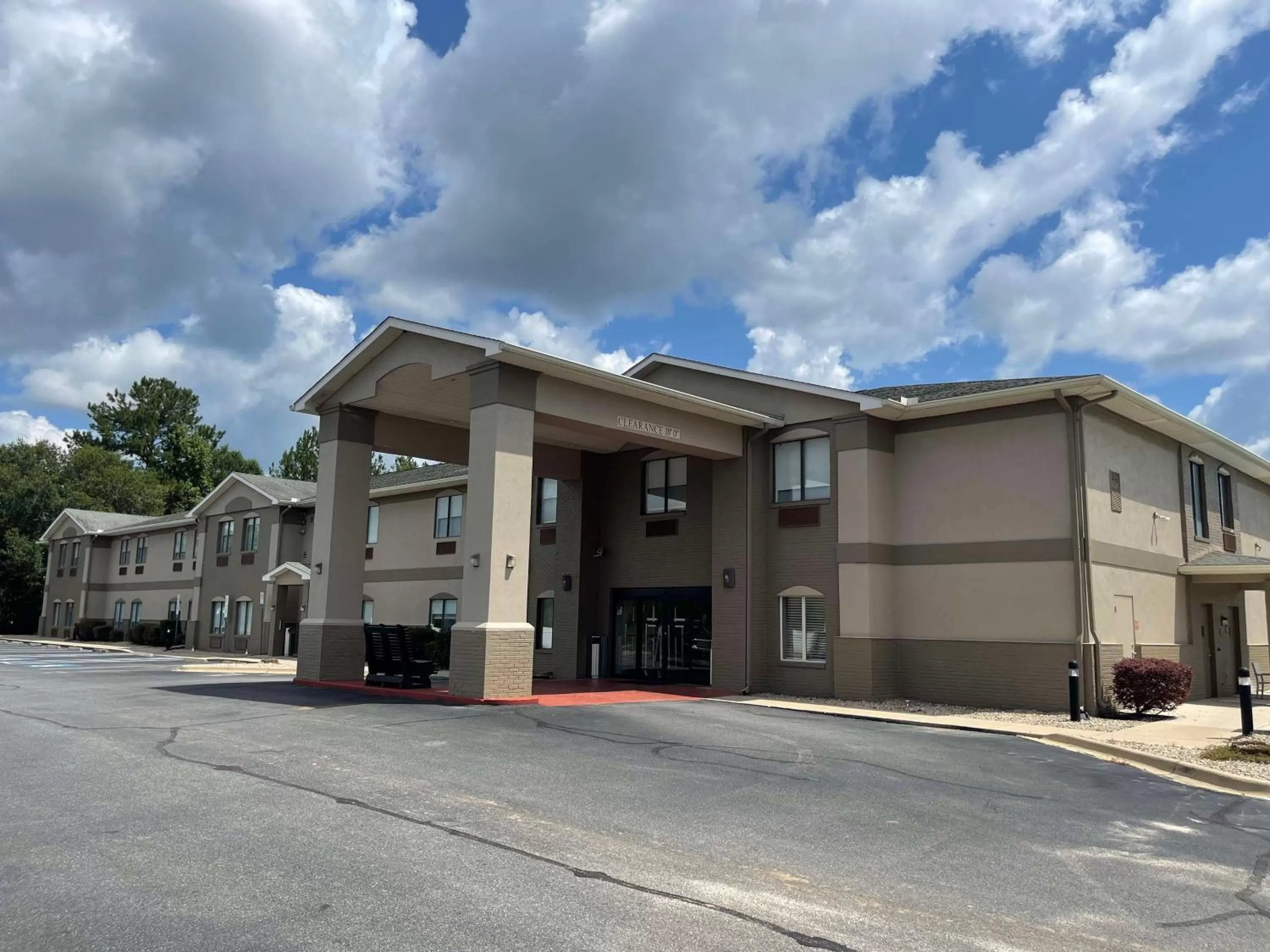 Country Inn & Suites by Radisson, Midway - Tallahassee West