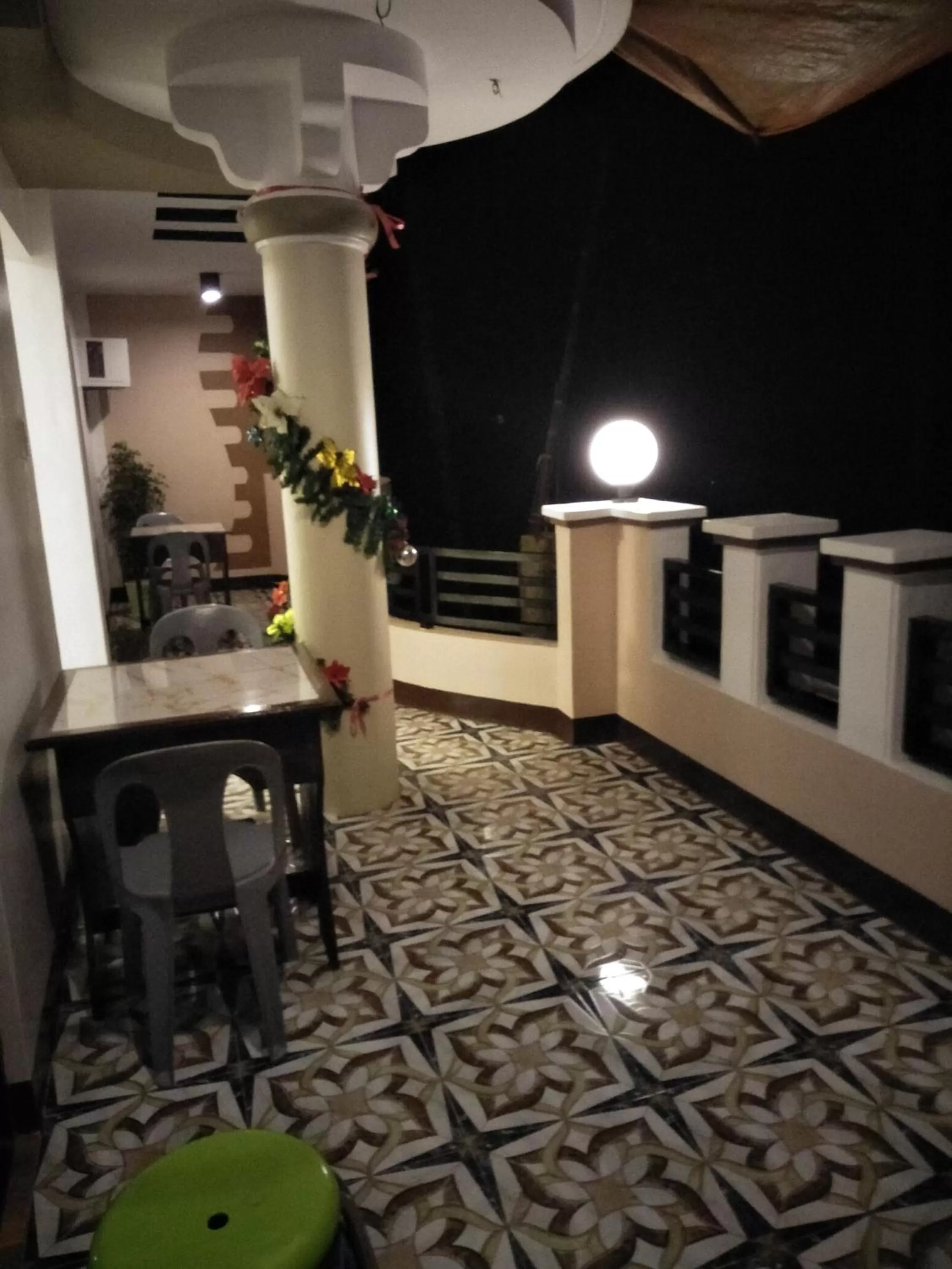 Balcony/Terrace in Vali-Joe Travel Lodge