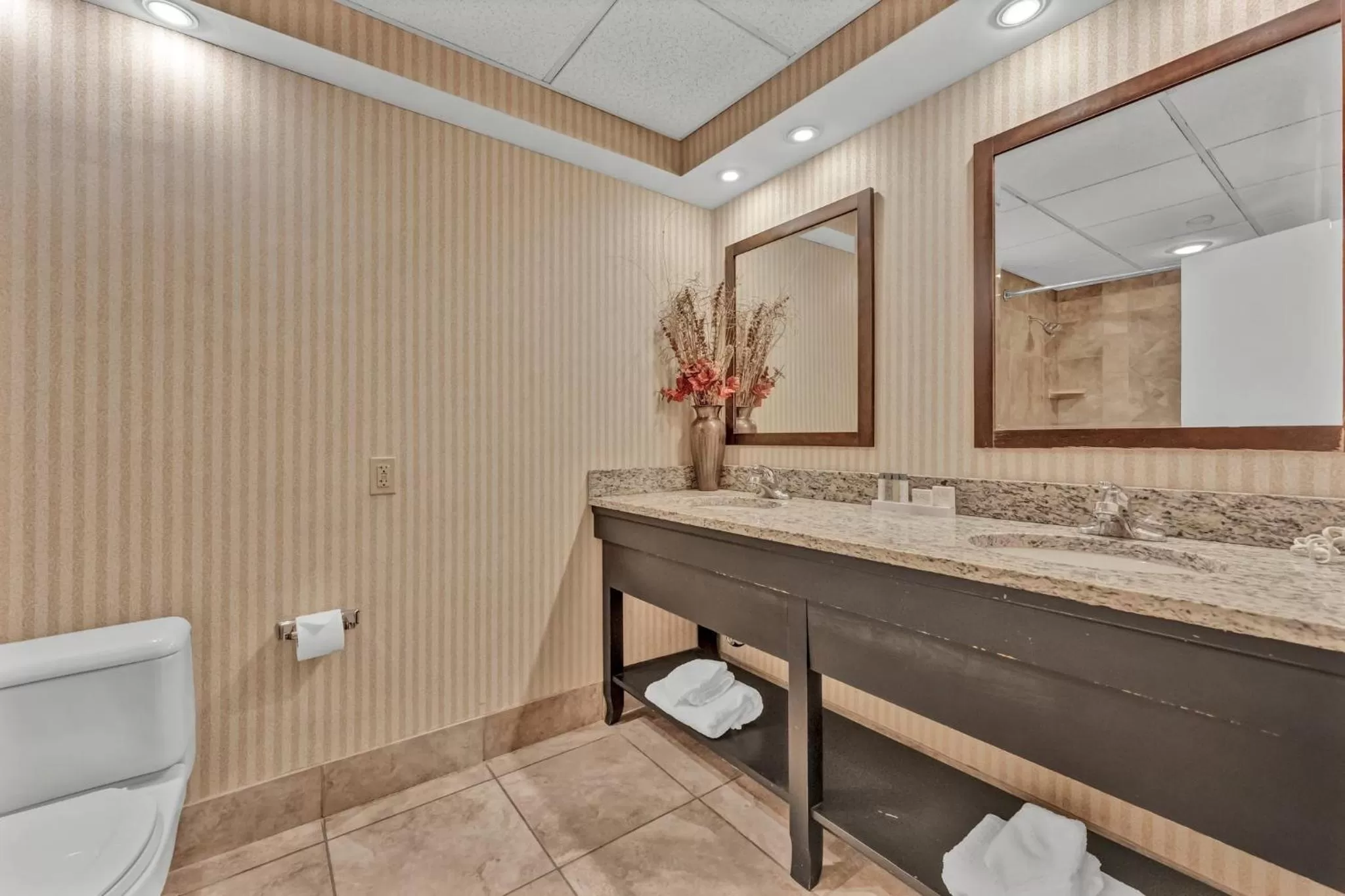 Buffalo Airport Hotel