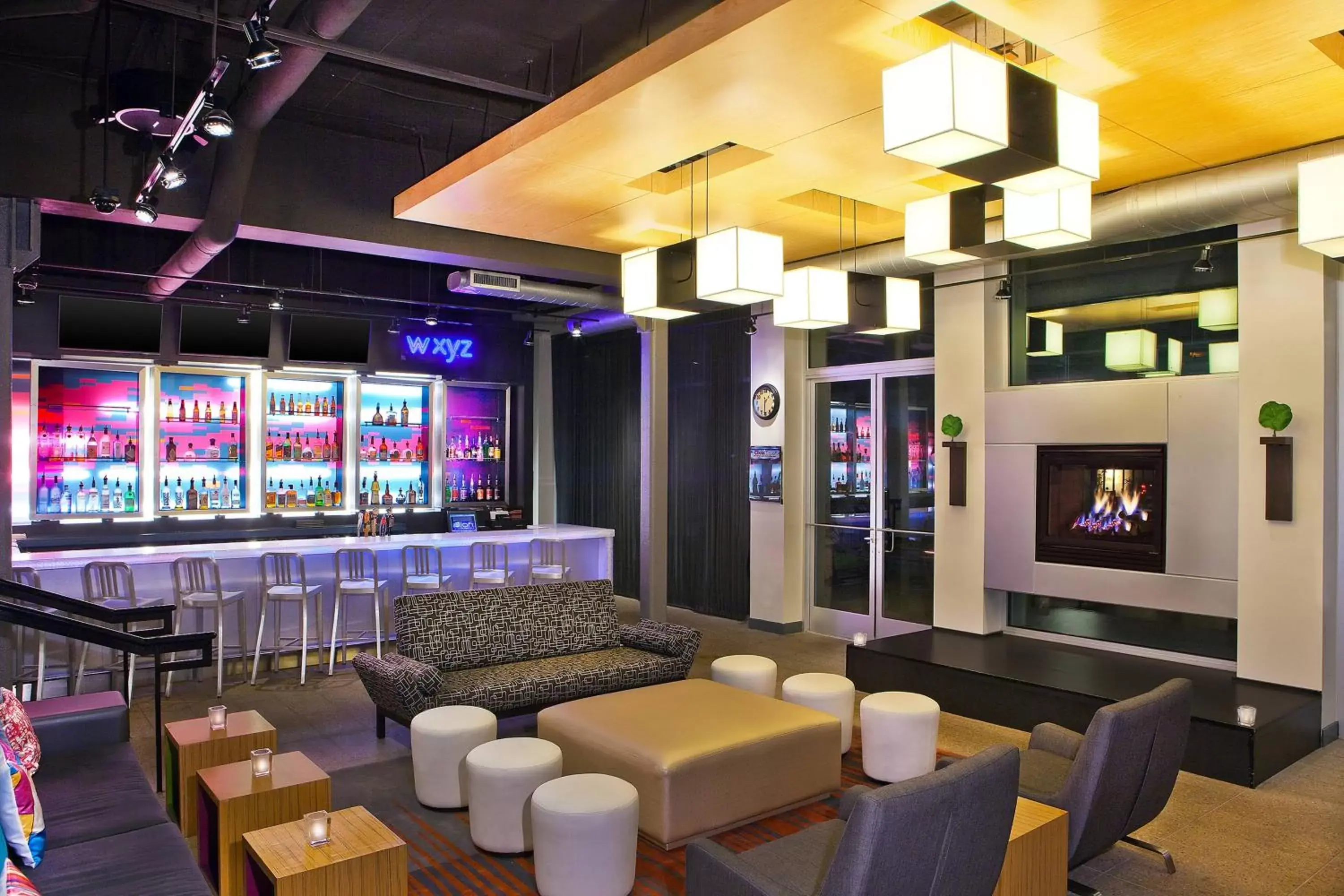 Restaurant/places to eat, Lounge/Bar in Aloft Arundel Mills BWI Airport