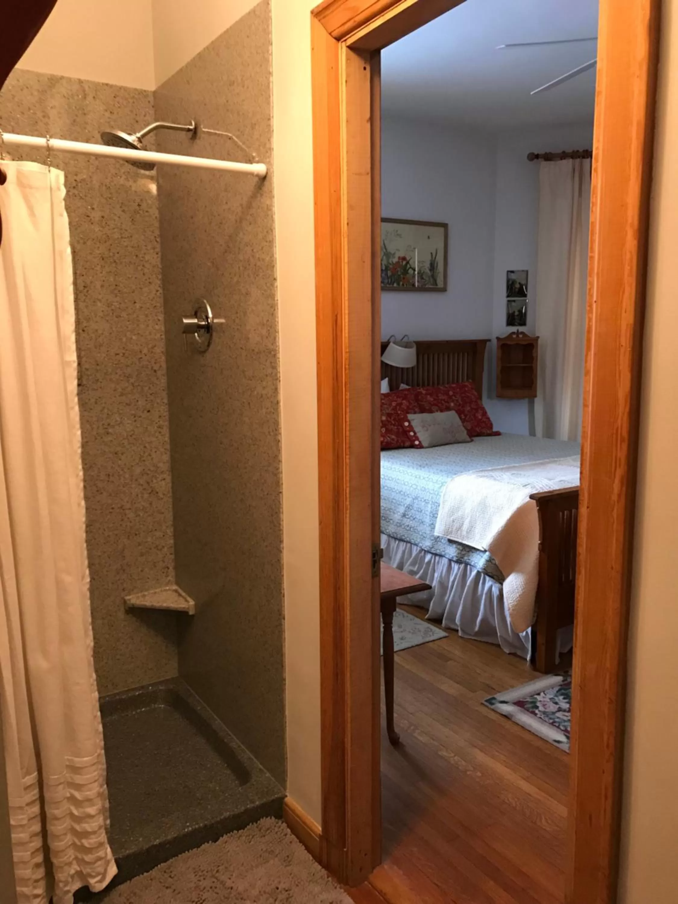 Bathroom, Bed in Casa Magnolia B & B