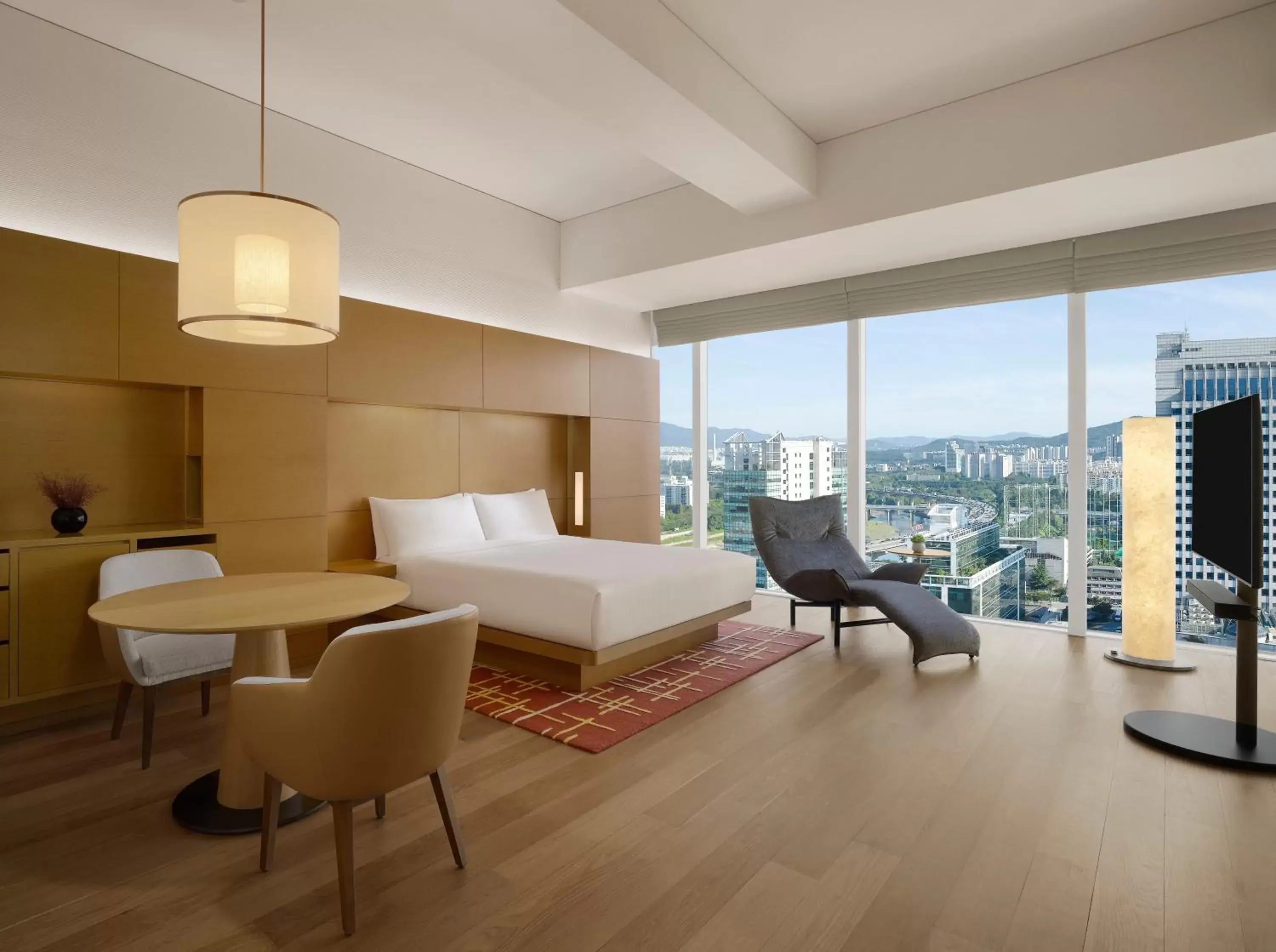 Bed, Seating Area in Park Hyatt Seoul