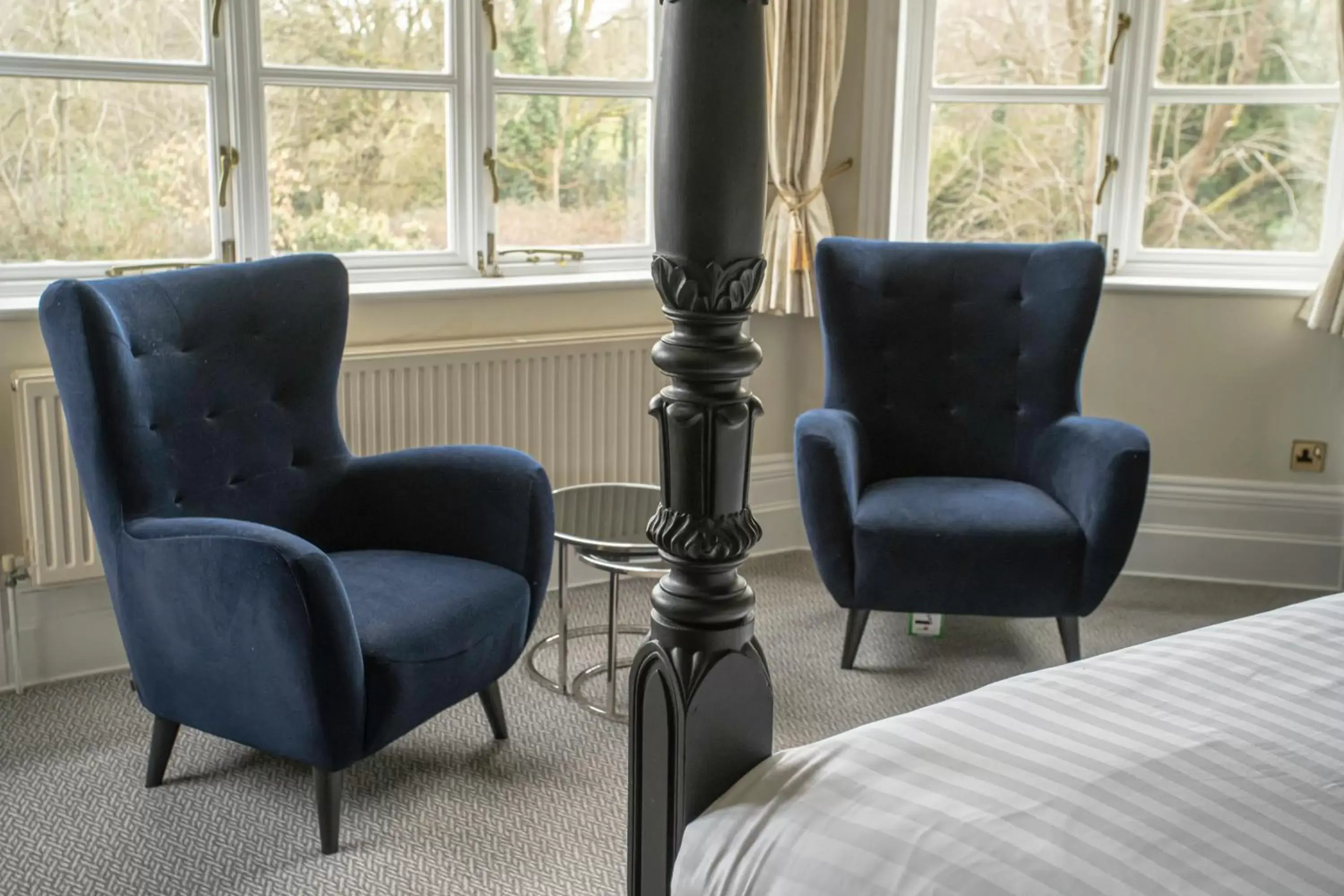 Bedroom, Seating Area in Cantley House Hotel - Wokingham