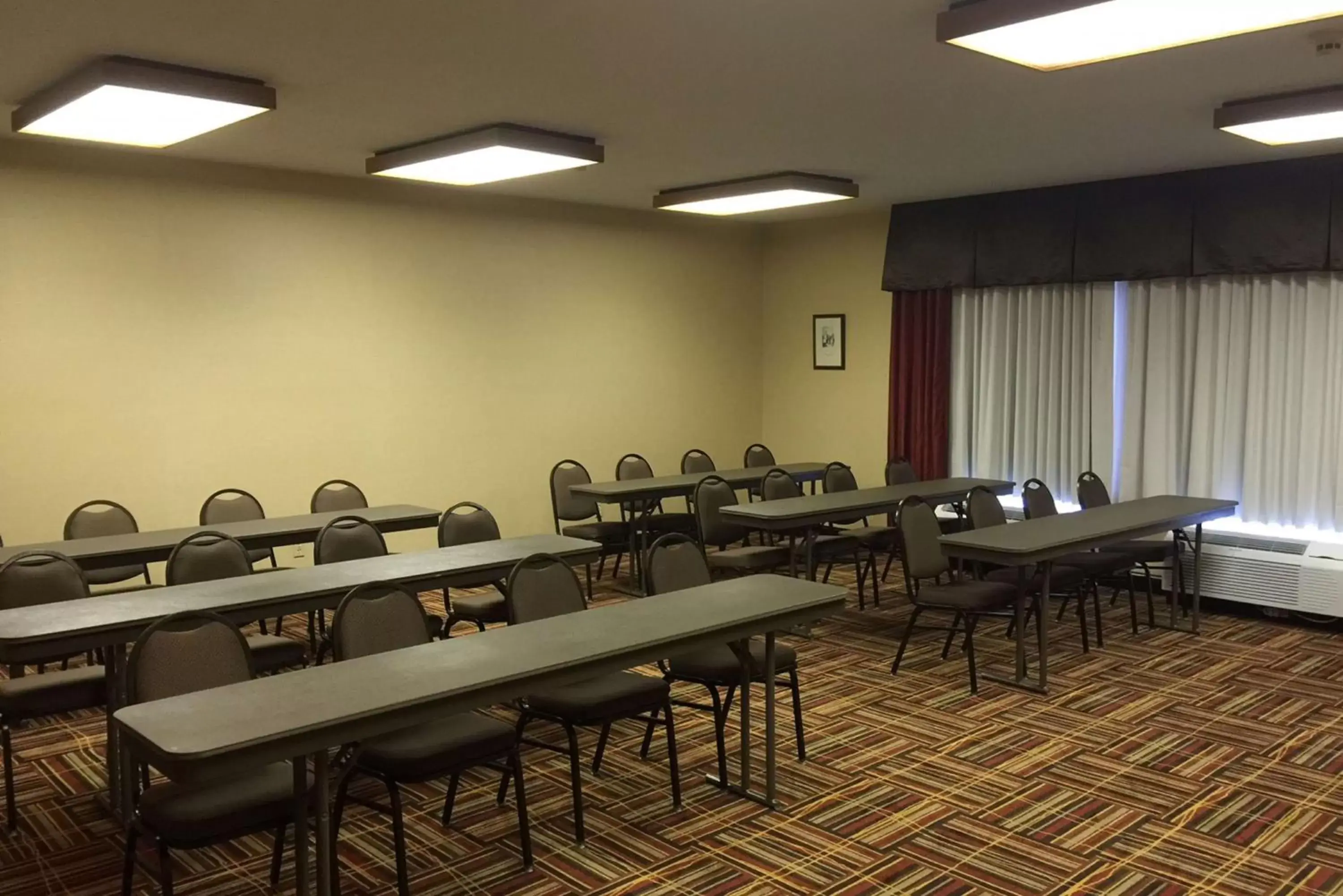 Meeting/conference room in Hampton Inn Uniontown