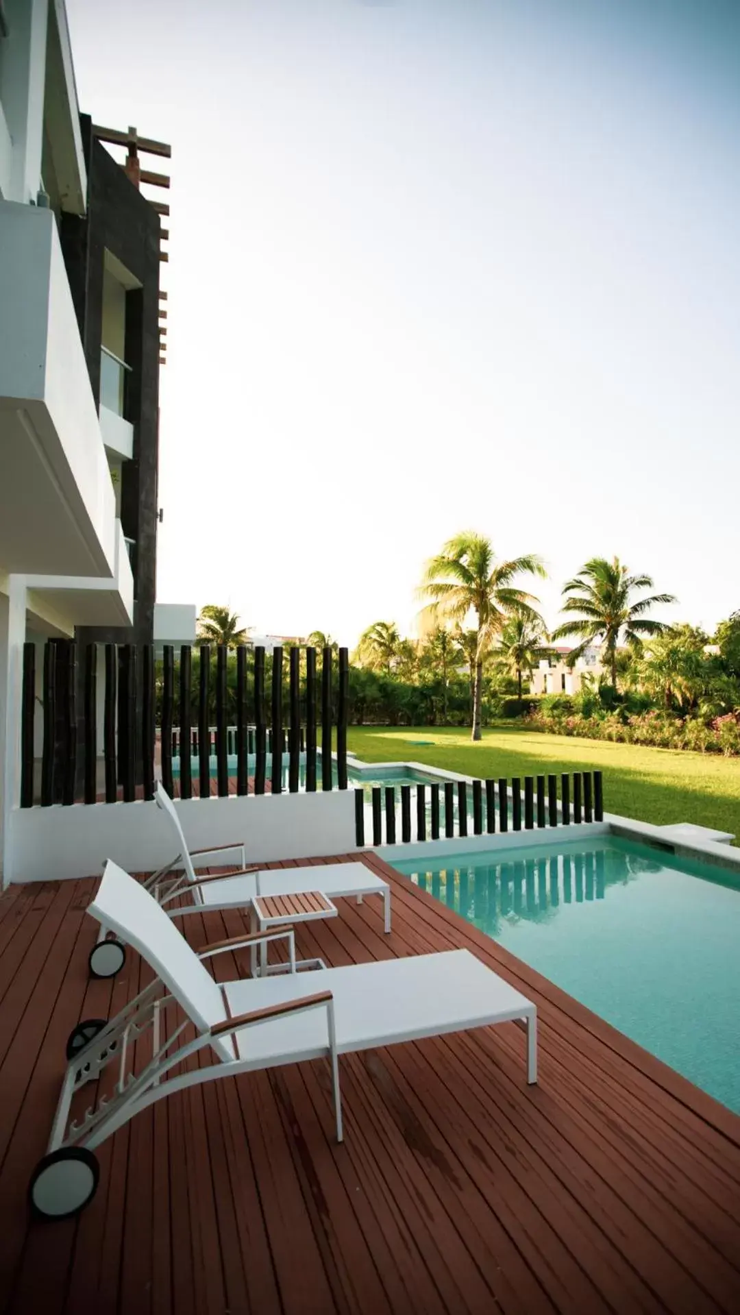 Swimming Pool in Mareazul Beach Front Condos At playa del Carmen