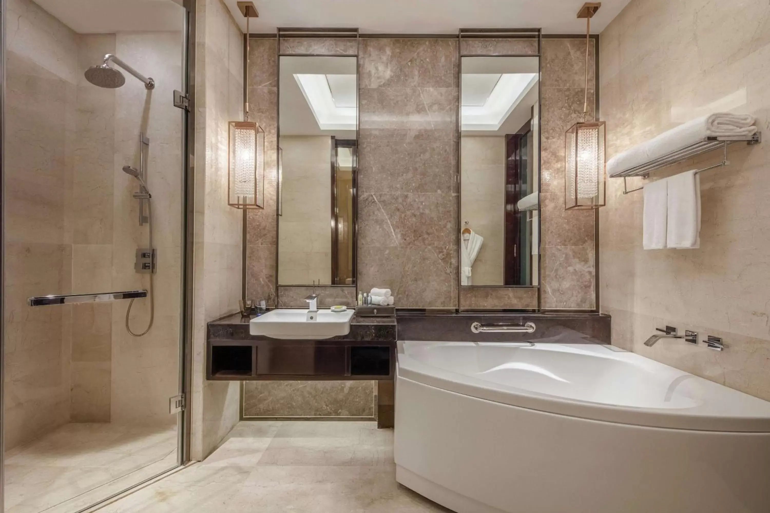 Bathroom in Hilton Haikou