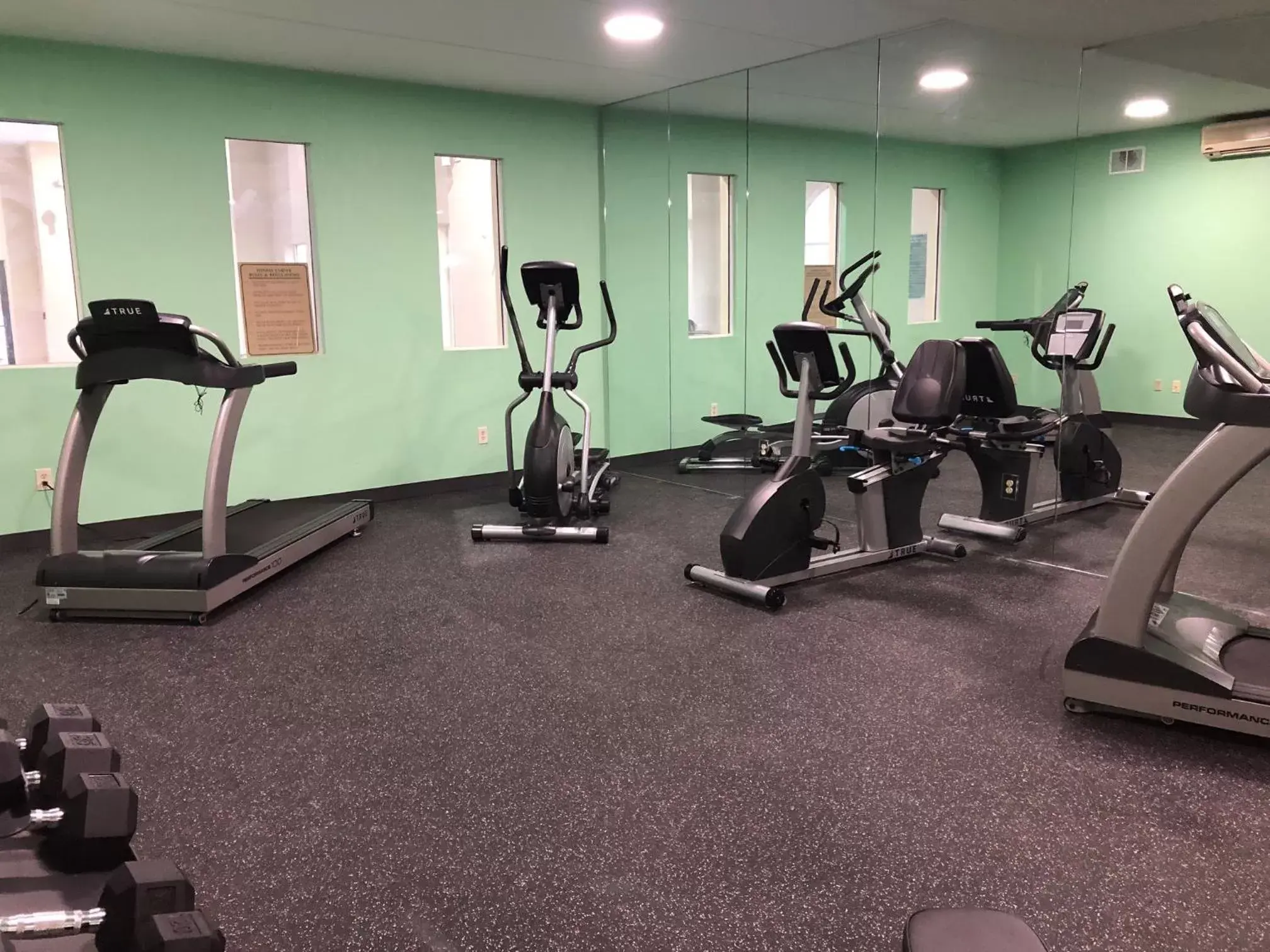 Fitness centre/facilities in Wingate by Wyndham Grove City Fitness centre/facilities in Wingate by Wyndham Grove City