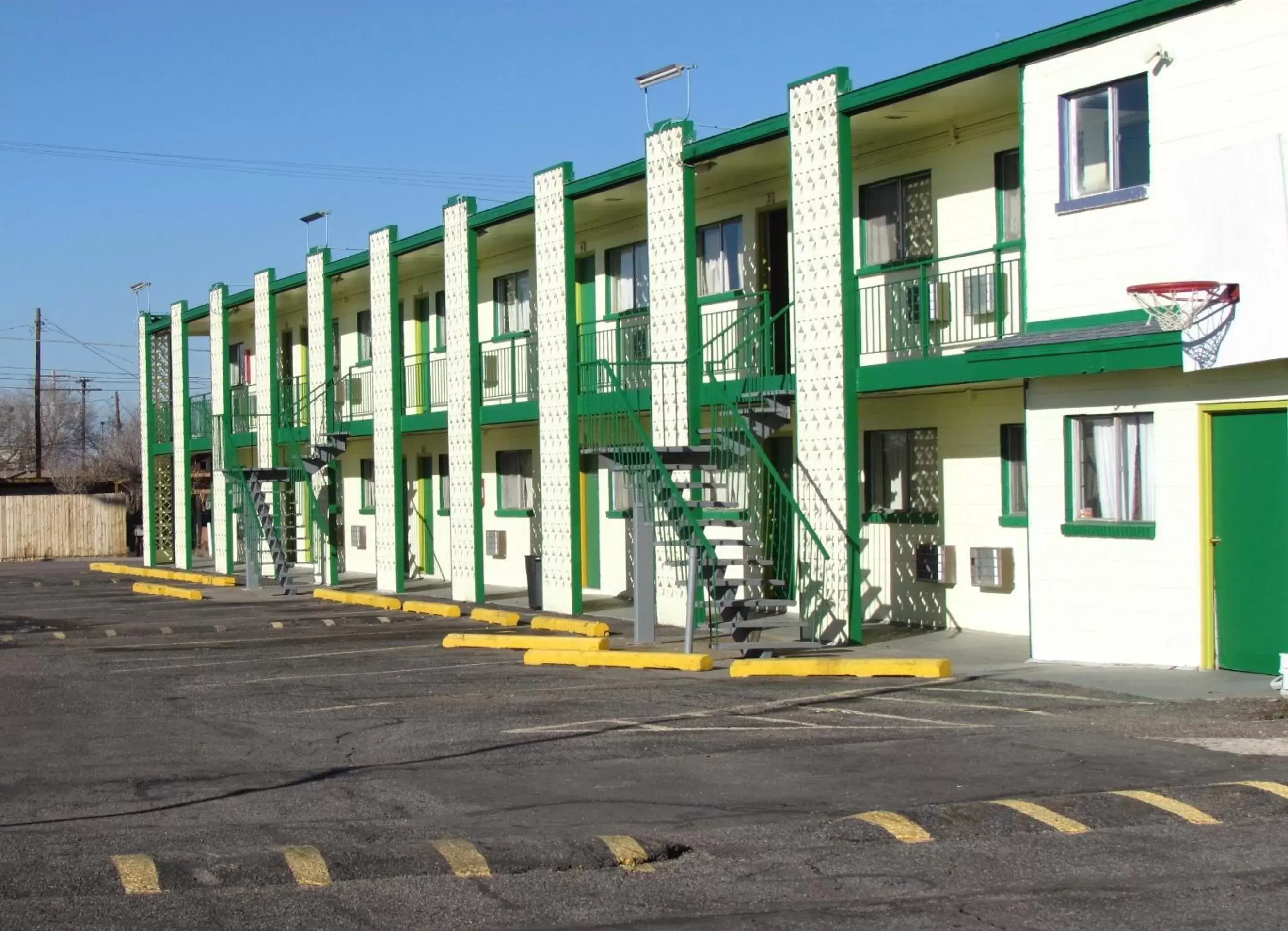 Facade/entrance, Property Building in Economy Inn